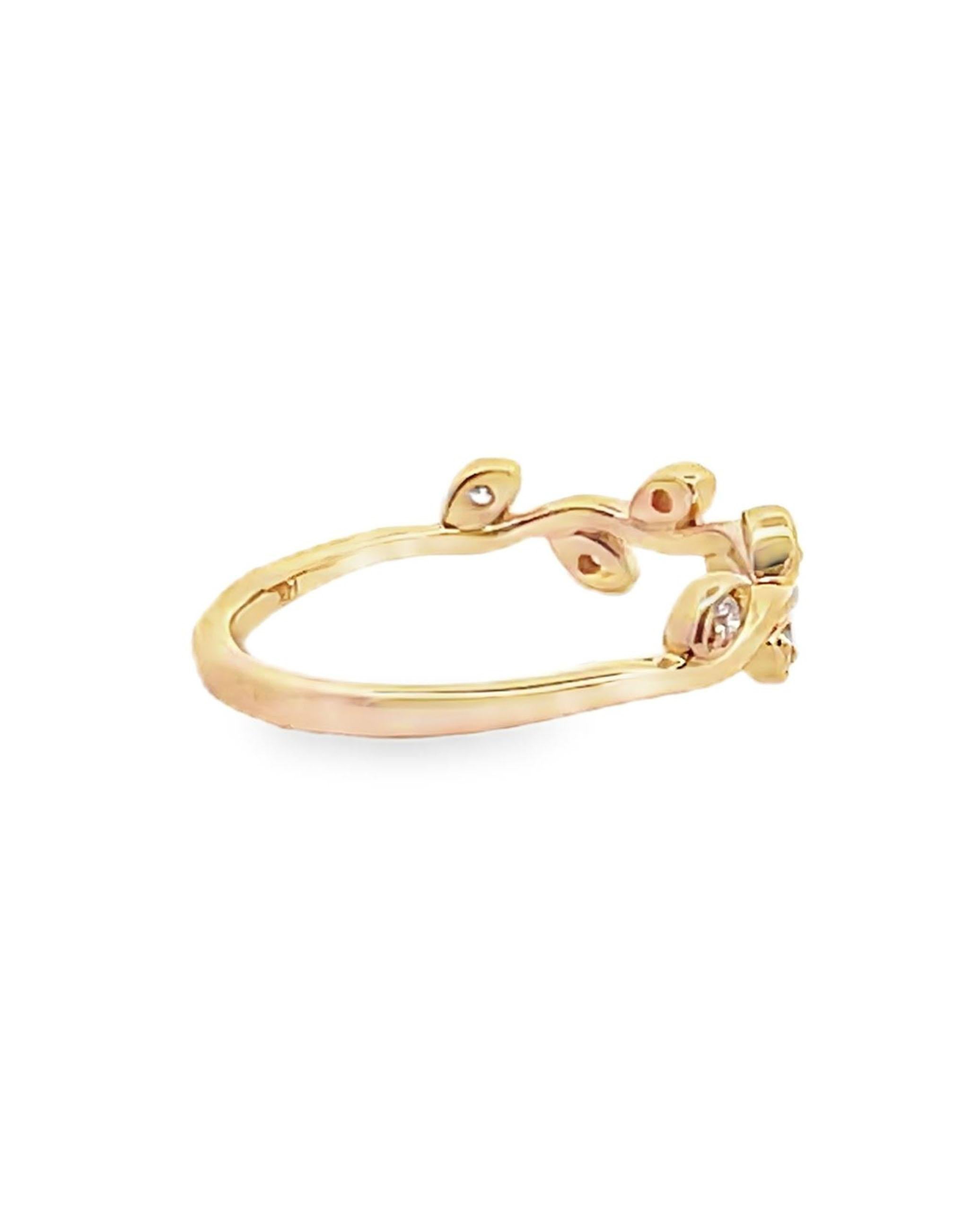 Allison Kaufman Anneau de mariage en or jaune 14K avec diamants Neuf - En vente à Old Tappan, NJ