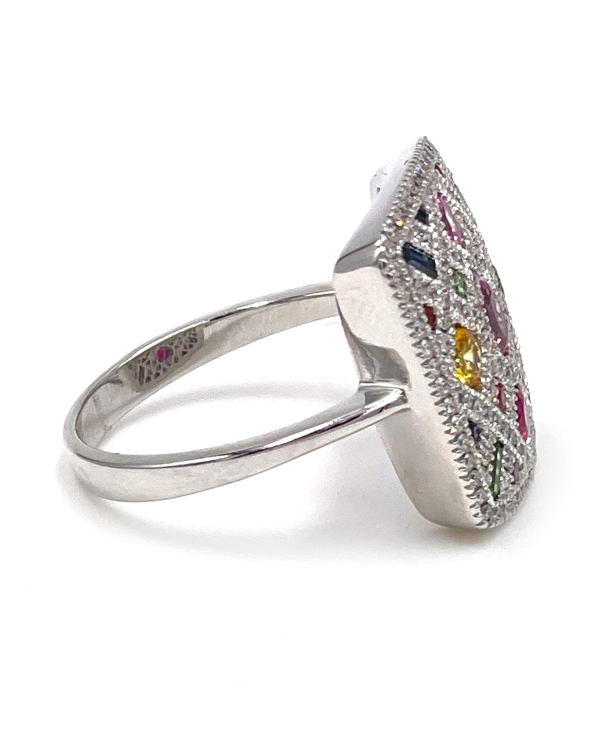 Contemporain Allison Kaufman Bague cocktail colorée de forme carrée en or blanc 14K en vente