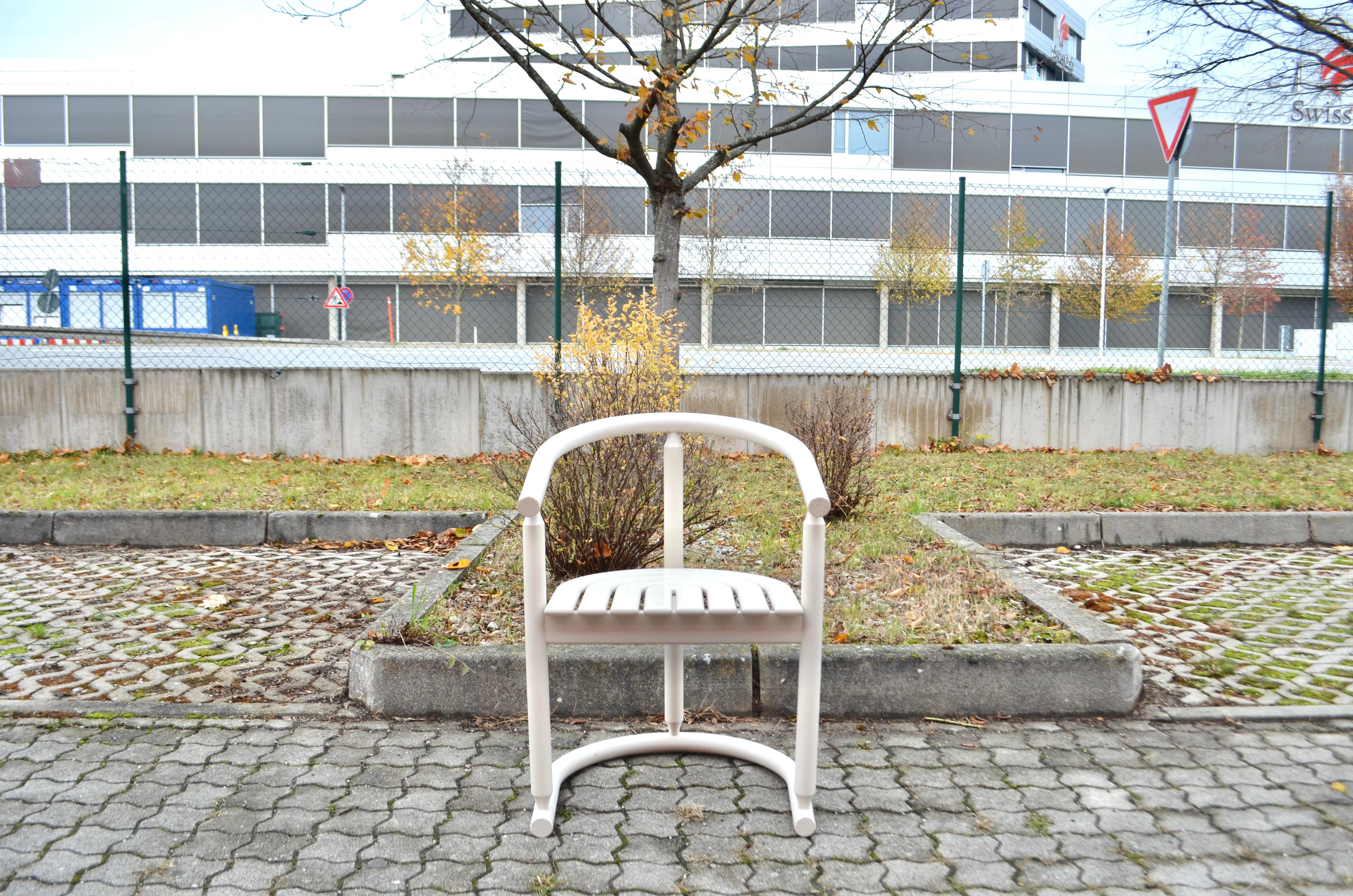 Scandinave moderne Allmilmö White Bentwood Chair Set of 3 en vente