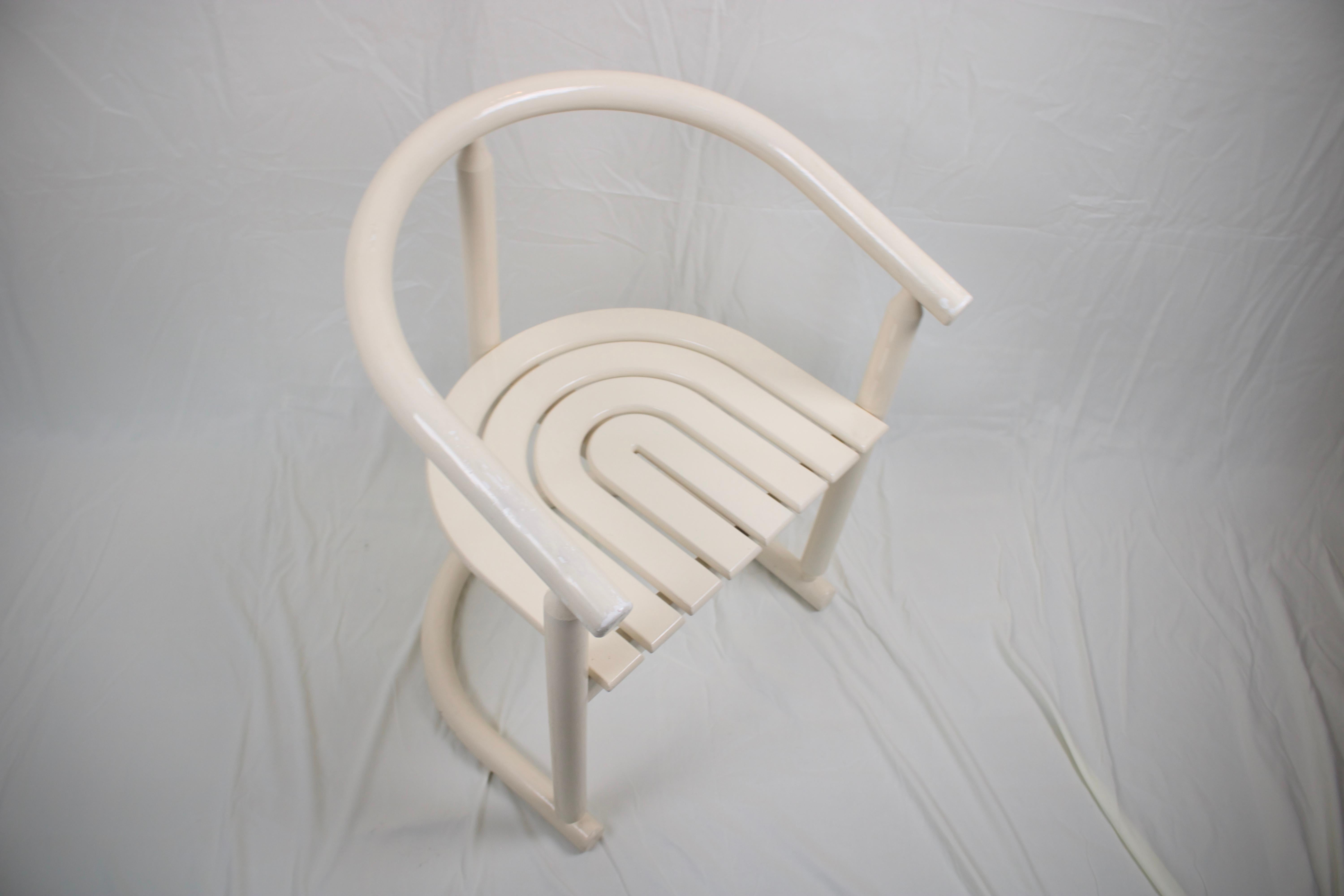 Allmilmö white bentwood chairs, set of four For Sale 1