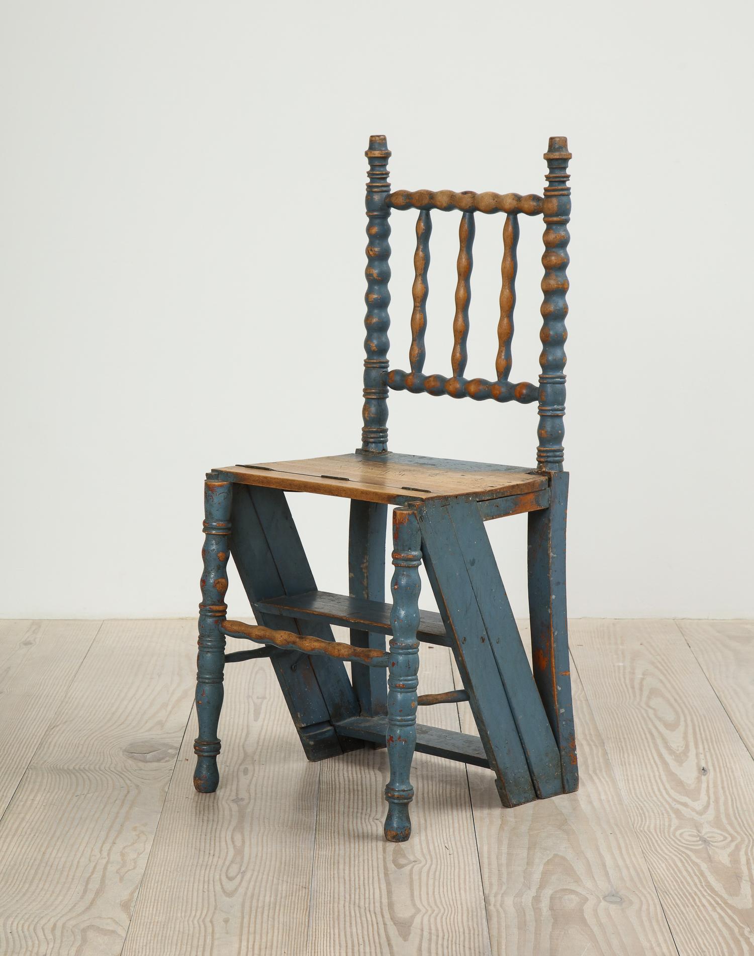 Allmoge Swedish ladder chair, origin, Sweden, circa 1820.
Multifunctional chair opens to four step ladder; all original paint.

Seat height: 48 cm 