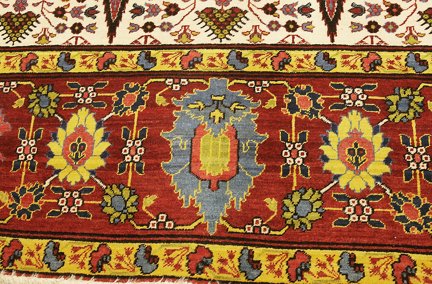 Caucasien Tapis Qarabag caucasien ancien en laine beige entièrement recouvert de caucasien, 19ème siècle en vente