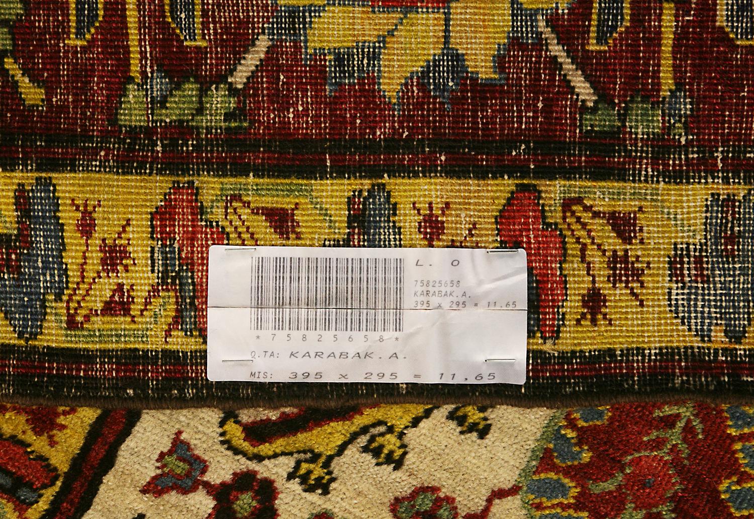 Lana Tappeto antico Qarabag 'Karabakh' in lana caucasica beige, 19° secolo in vendita