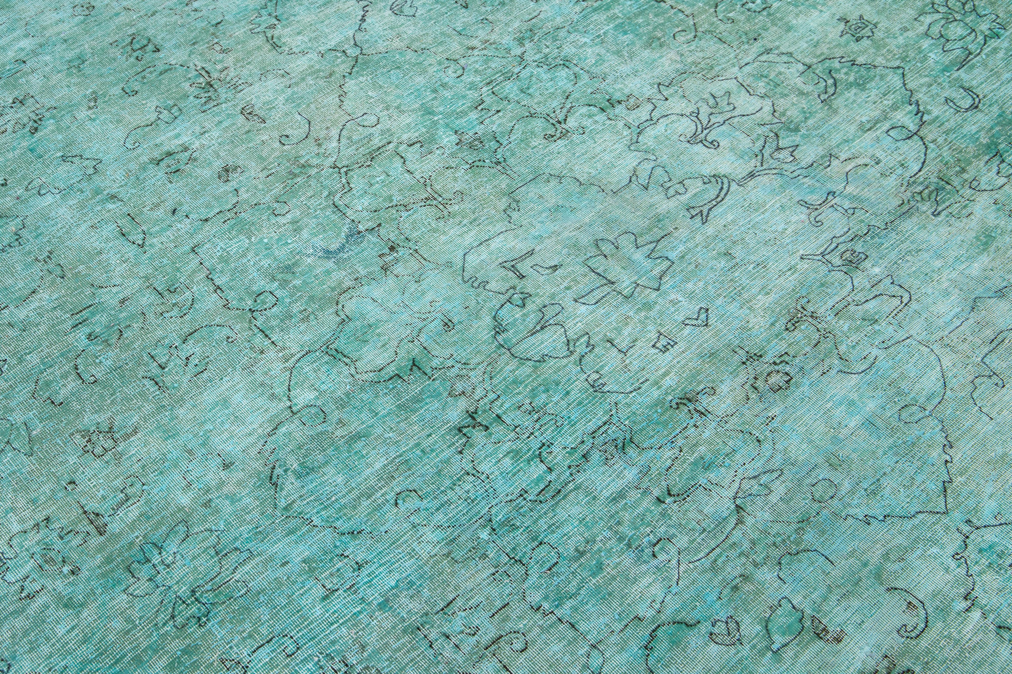 Overdyed Antique  Tapis en laine Room Size In Green Bon état - En vente à Norwalk, CT