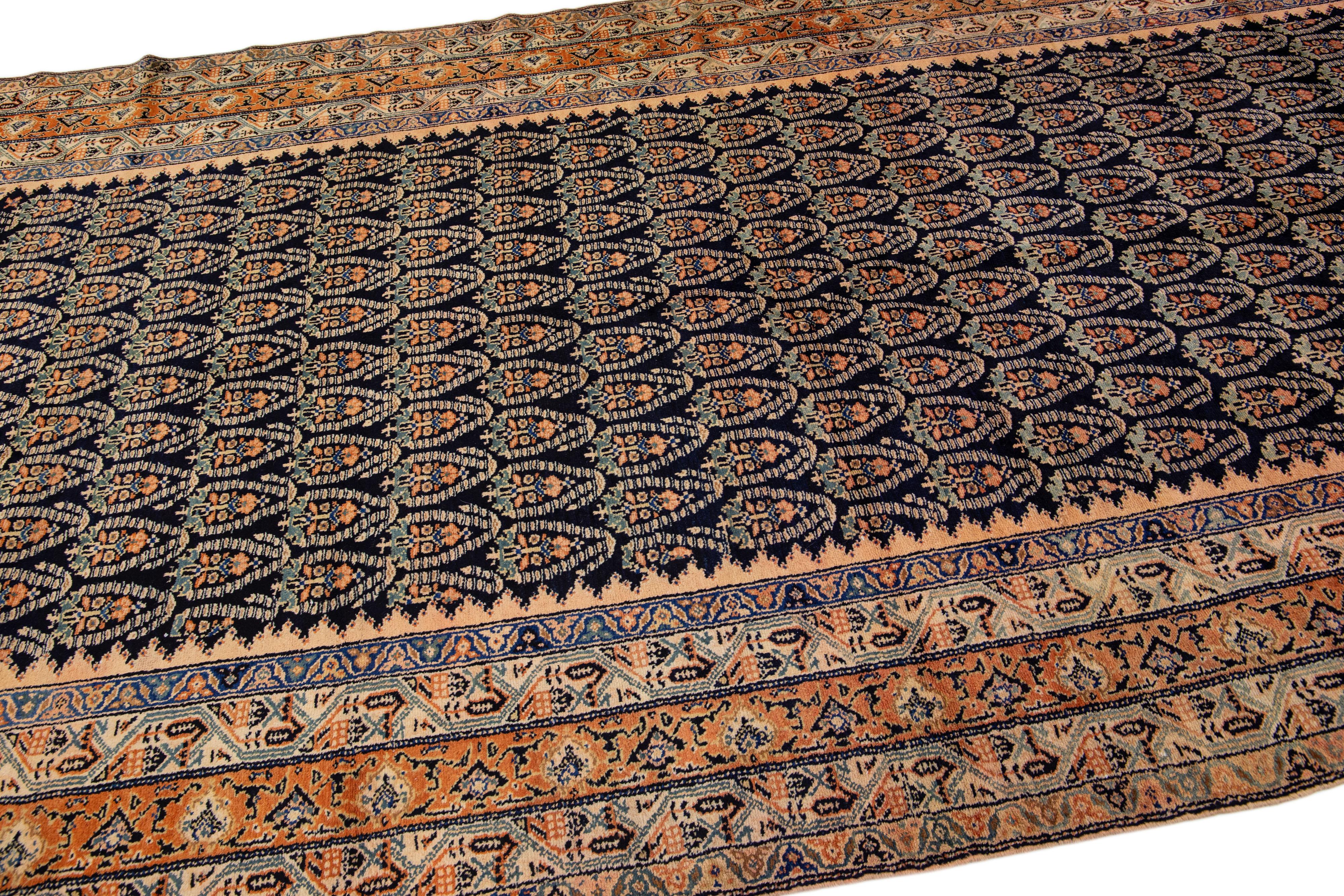 Antiker persischer Farahan-Galerie-Wollteppich in Dunkelblau, handgefertigt (Sarouk Farahan) im Angebot