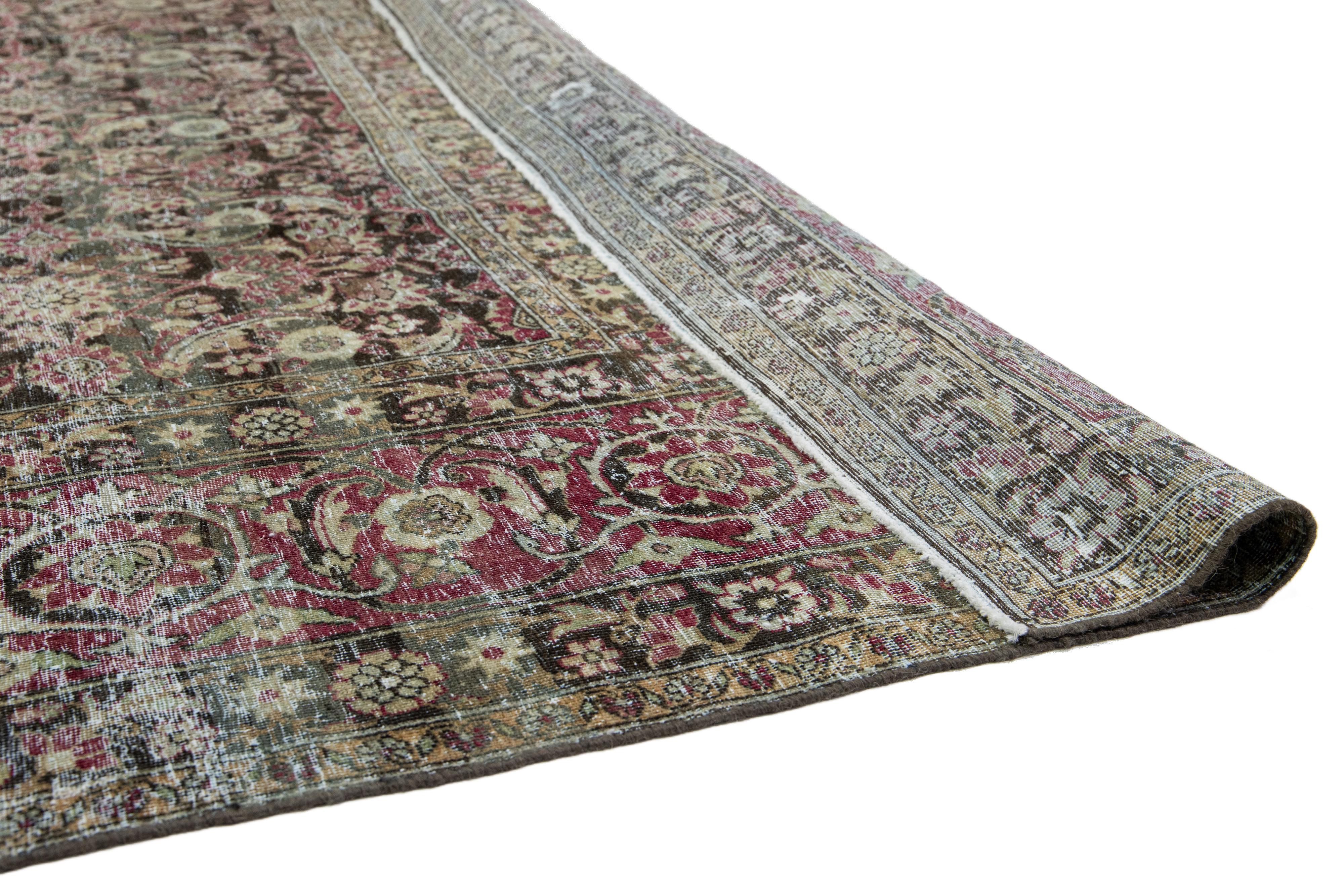 Noué à la main Tapis ancien en laine persane Design/One, coloris Brown en vente