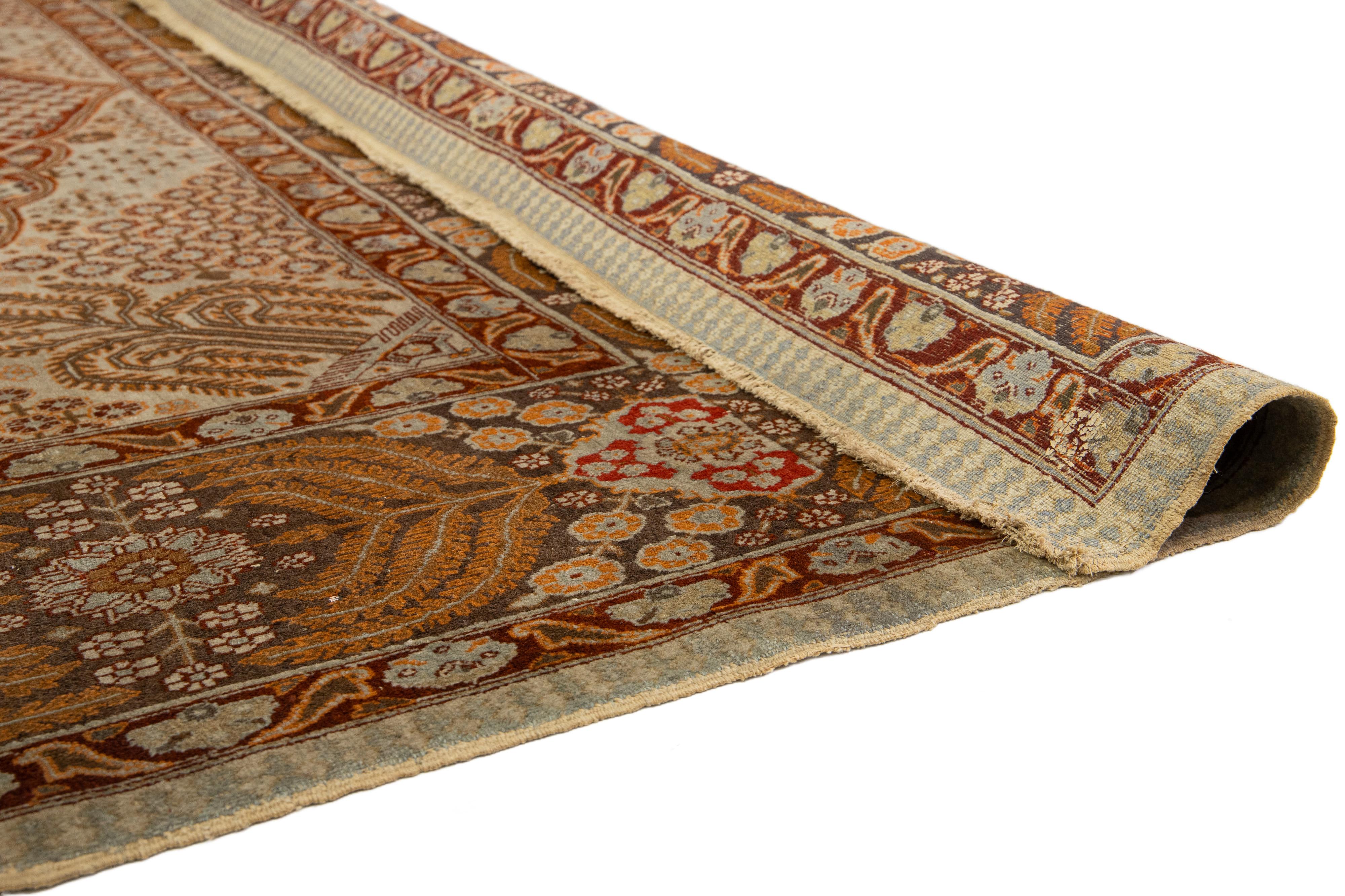 Annodato a mano Tappeto Tabriz antico persiano in lana arancione con disegno a trifoglio in vendita