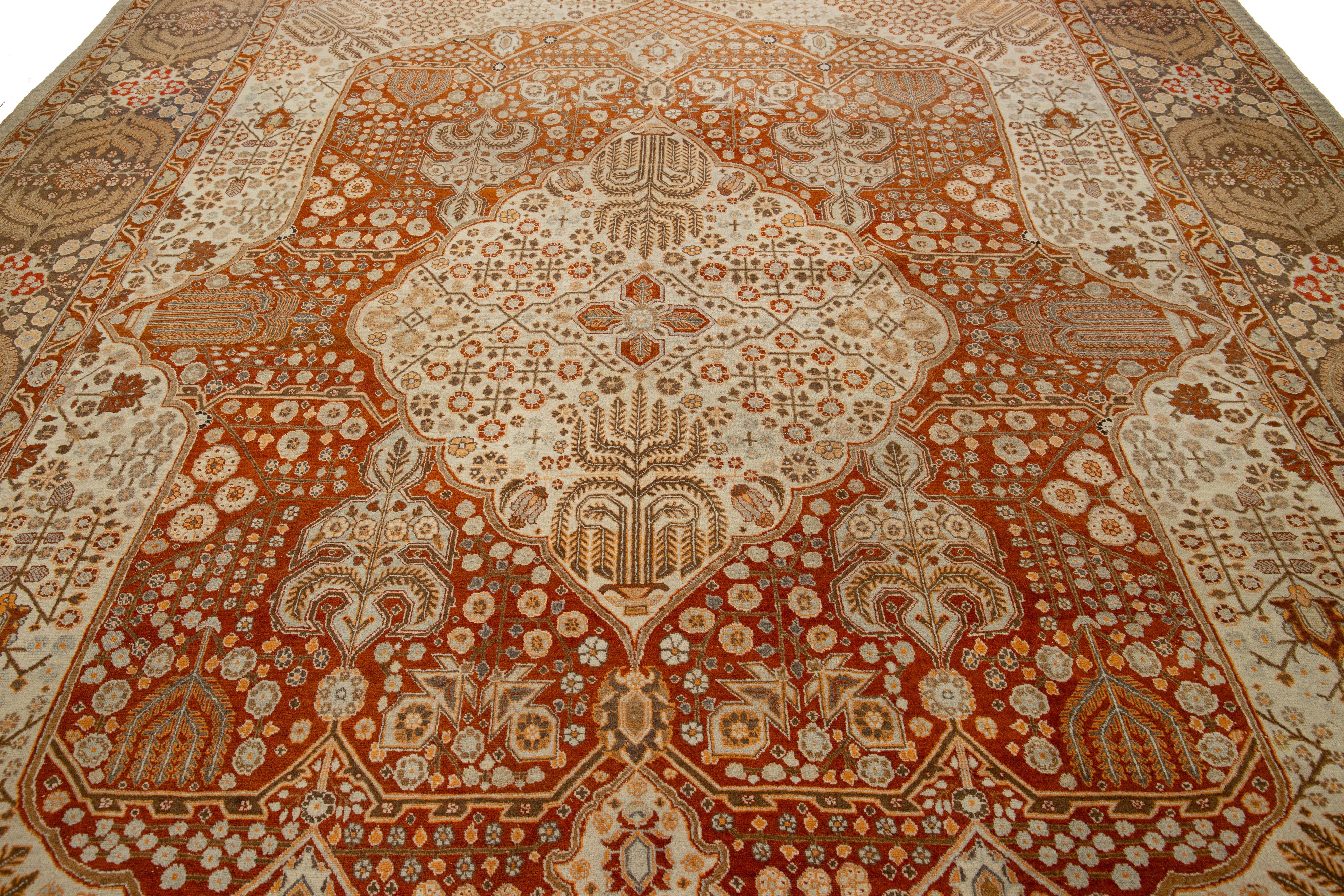 Lana Tappeto Tabriz antico persiano in lana arancione con disegno a trifoglio in vendita