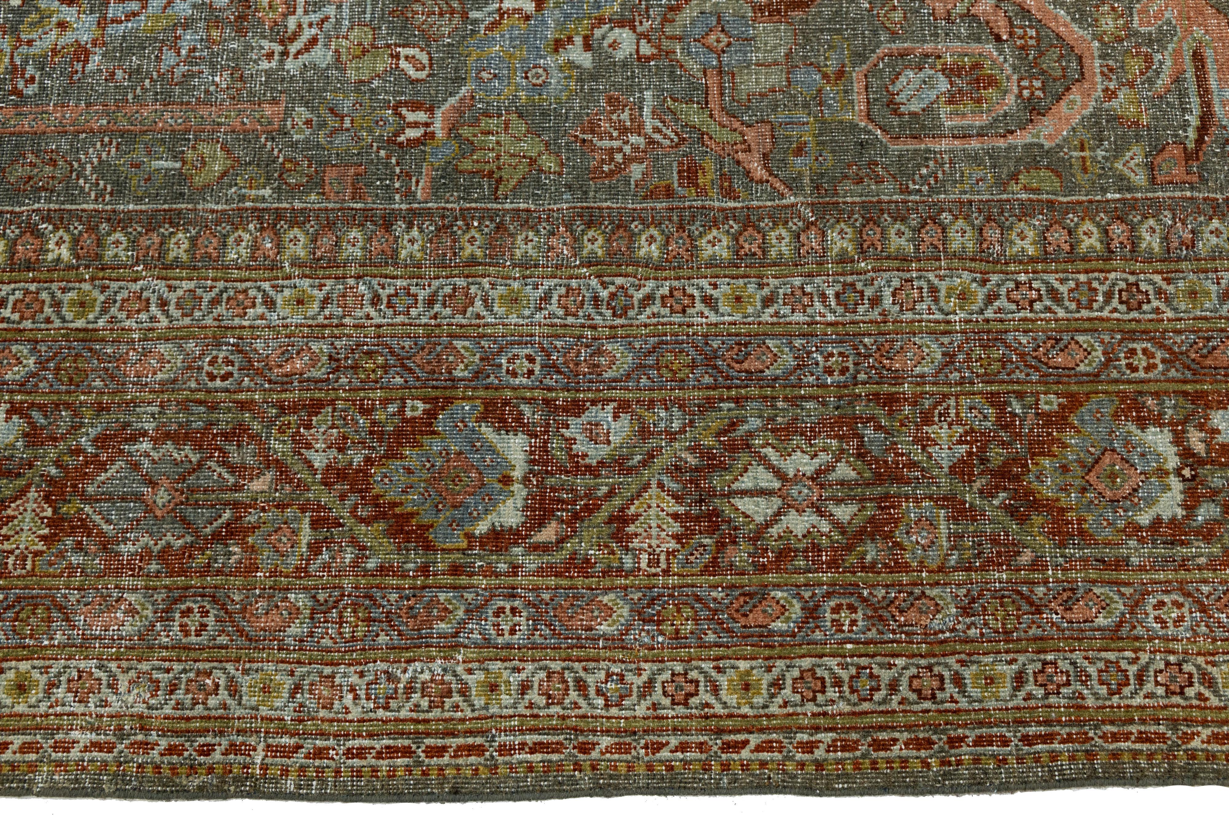 Allover Designed Handmade Mahal Wool Rug In Gray From The 1900s in vendita 2