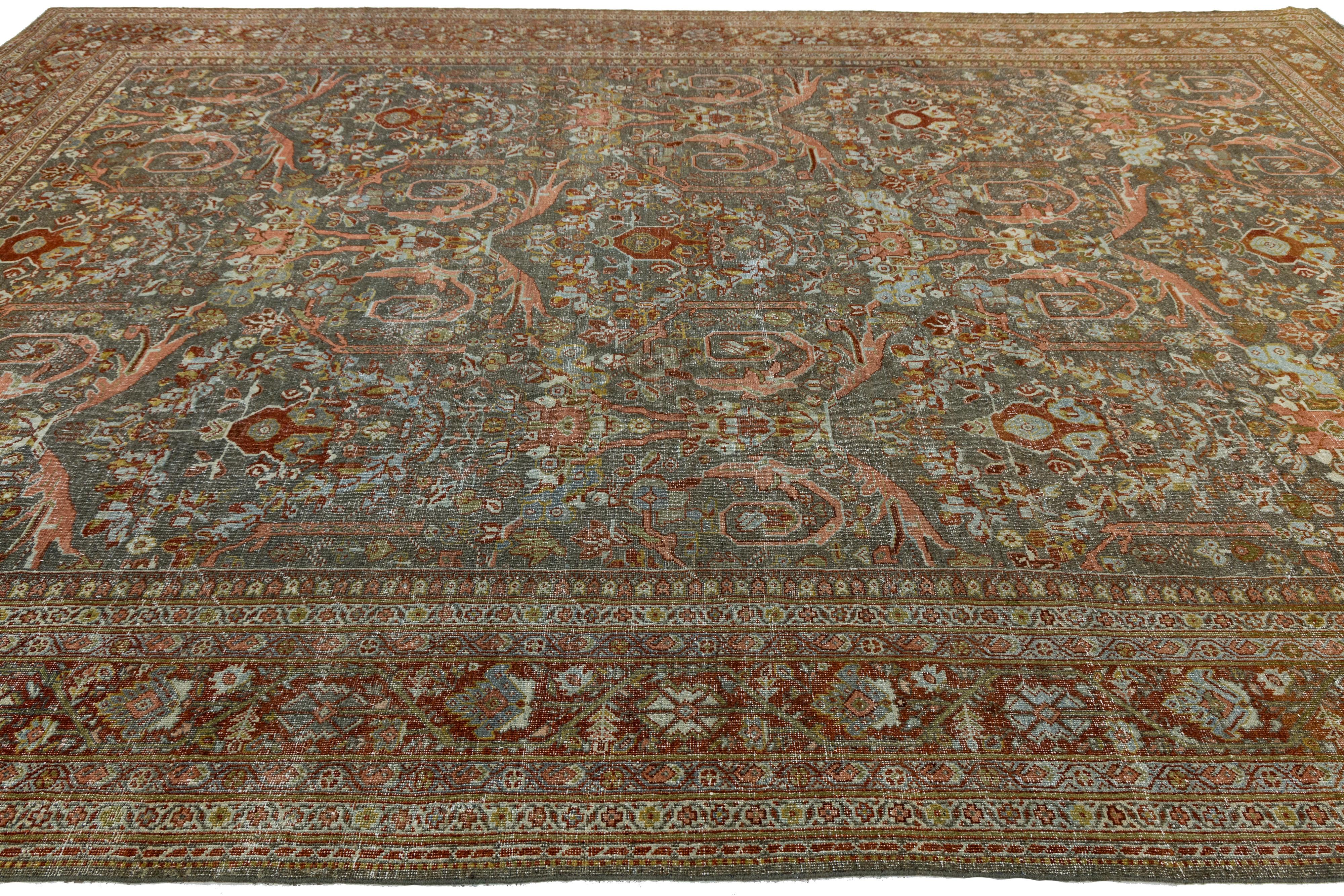 Allover Designed Handmade Mahal Wool Rug In Gray From The 1900s in vendita 3