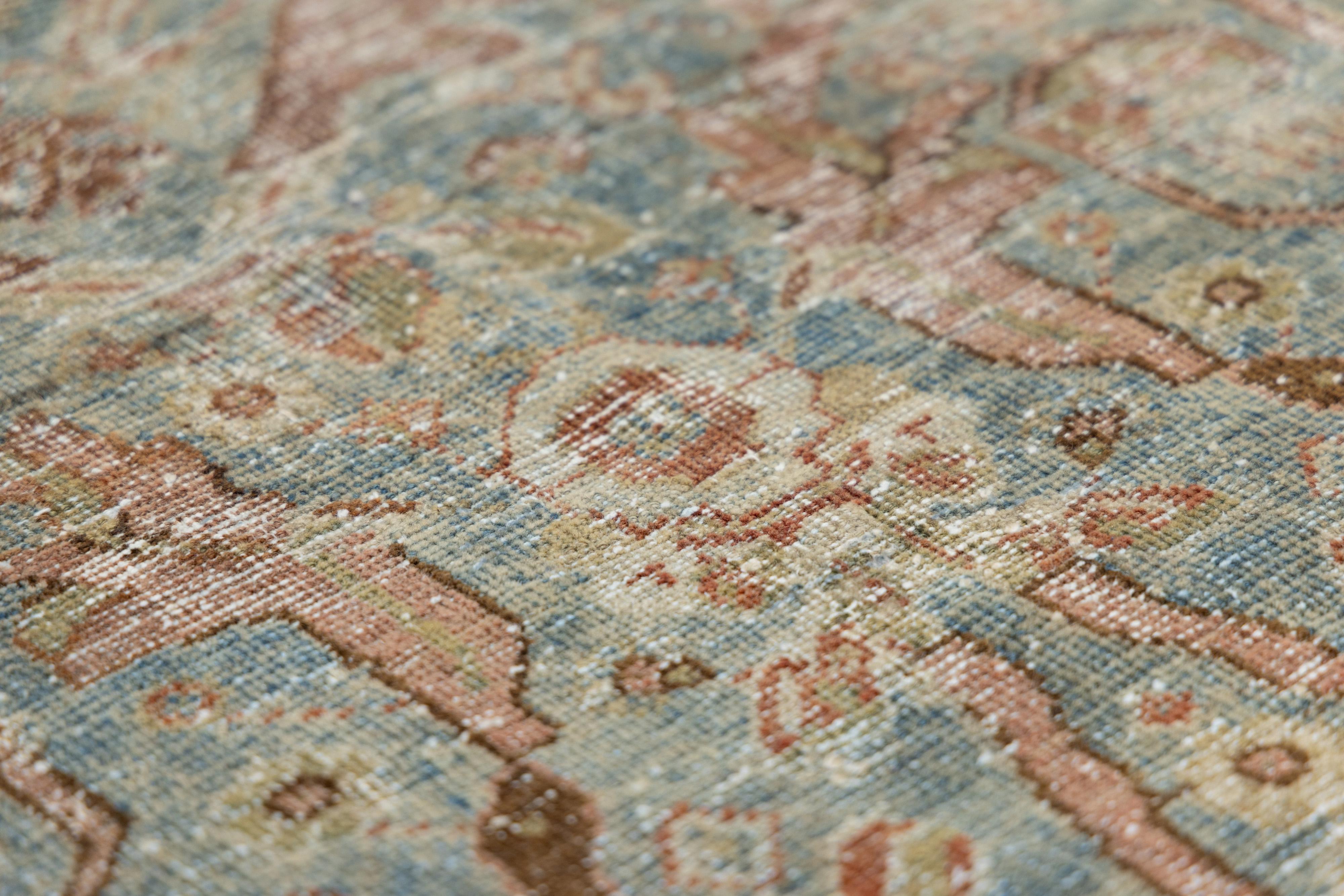 Allover entworfene handgefertigte Mahal Wollteppich in gedämpften Blau aus den 1900er Jahren im Angebot 4