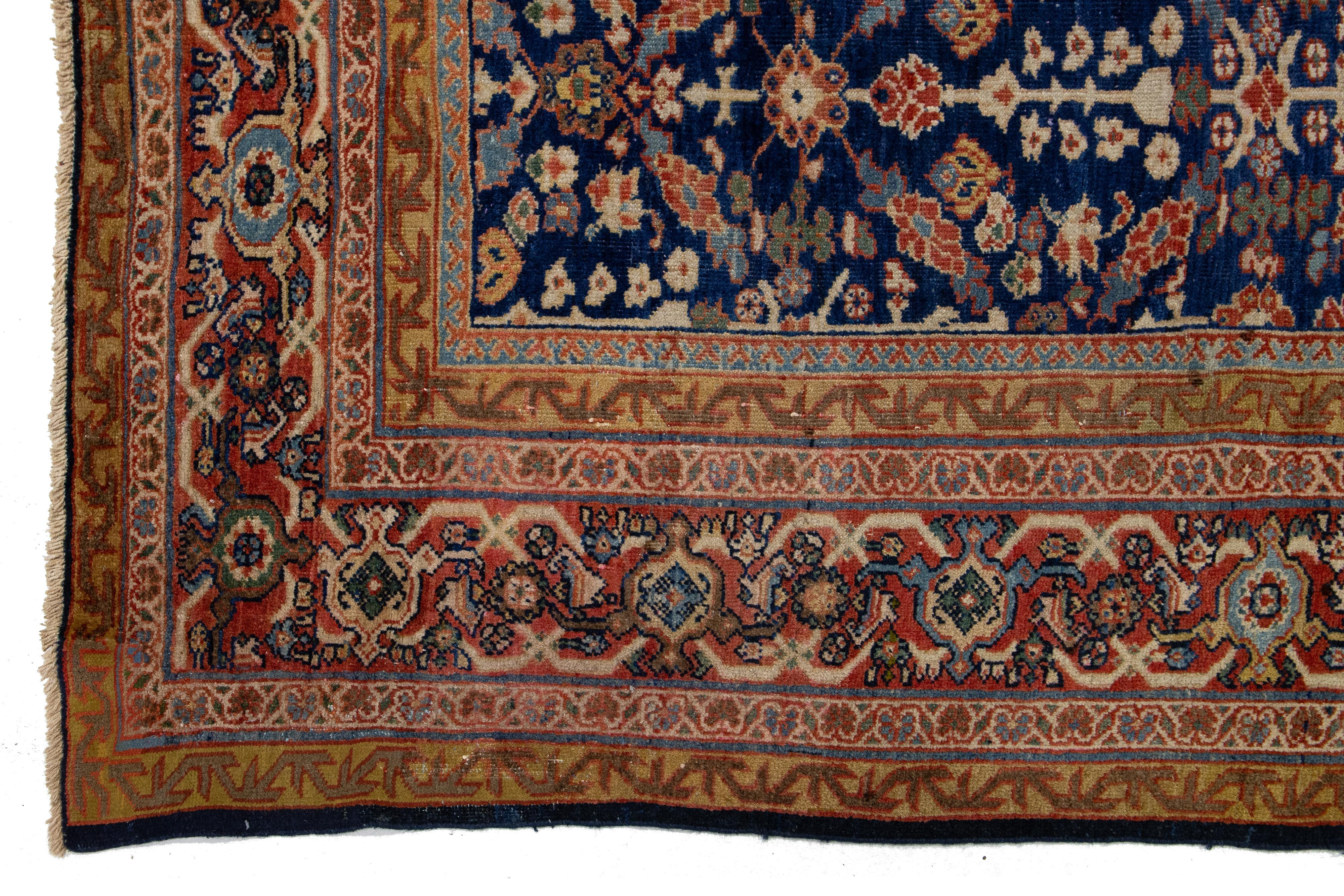 Allover entworfene handgefertigte Mahal Wollteppich in Marineblau aus den 1900er Jahren im Angebot 4