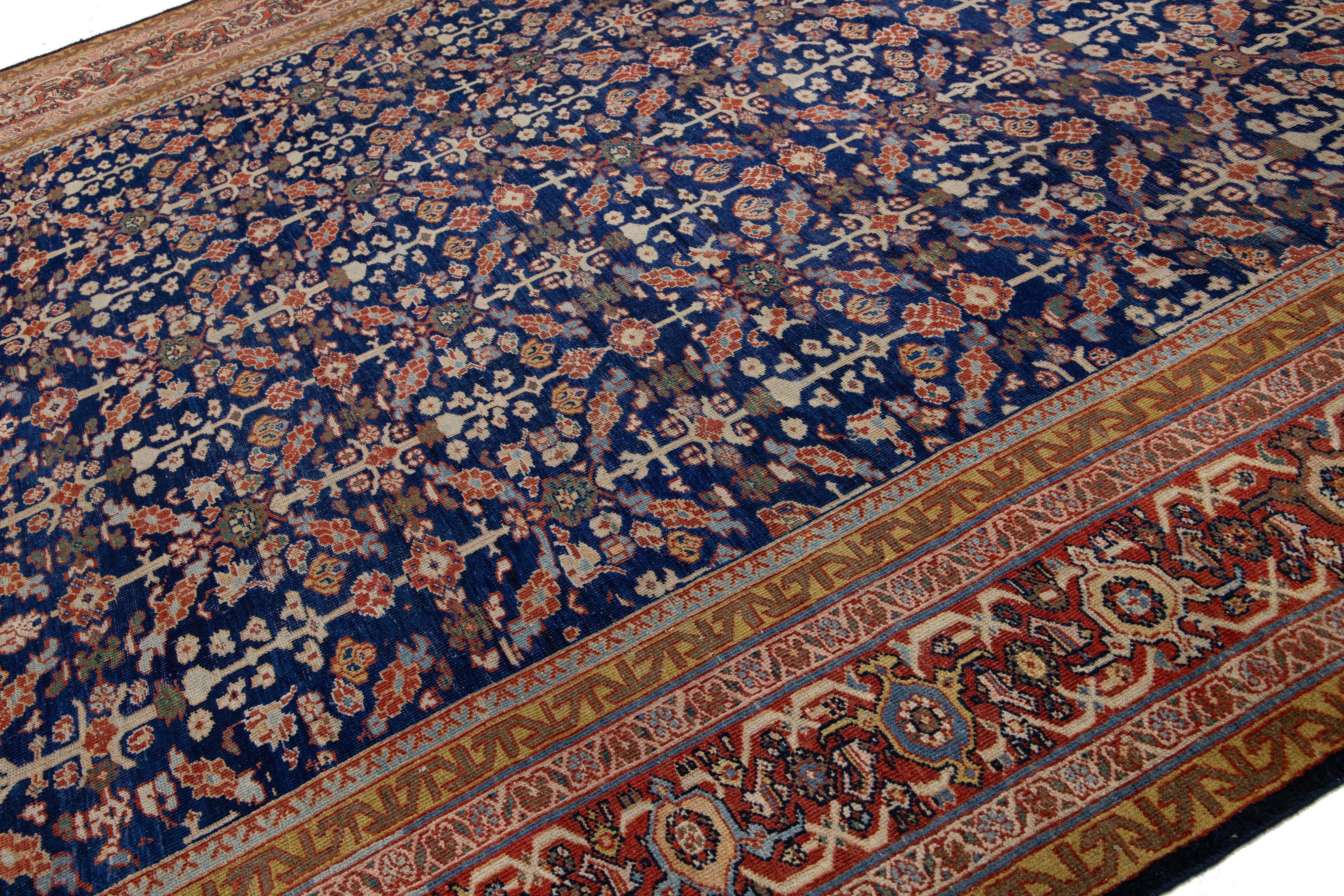 Allover entworfene handgefertigte Mahal Wollteppich in Marineblau aus den 1900er Jahren (Persisch) im Angebot