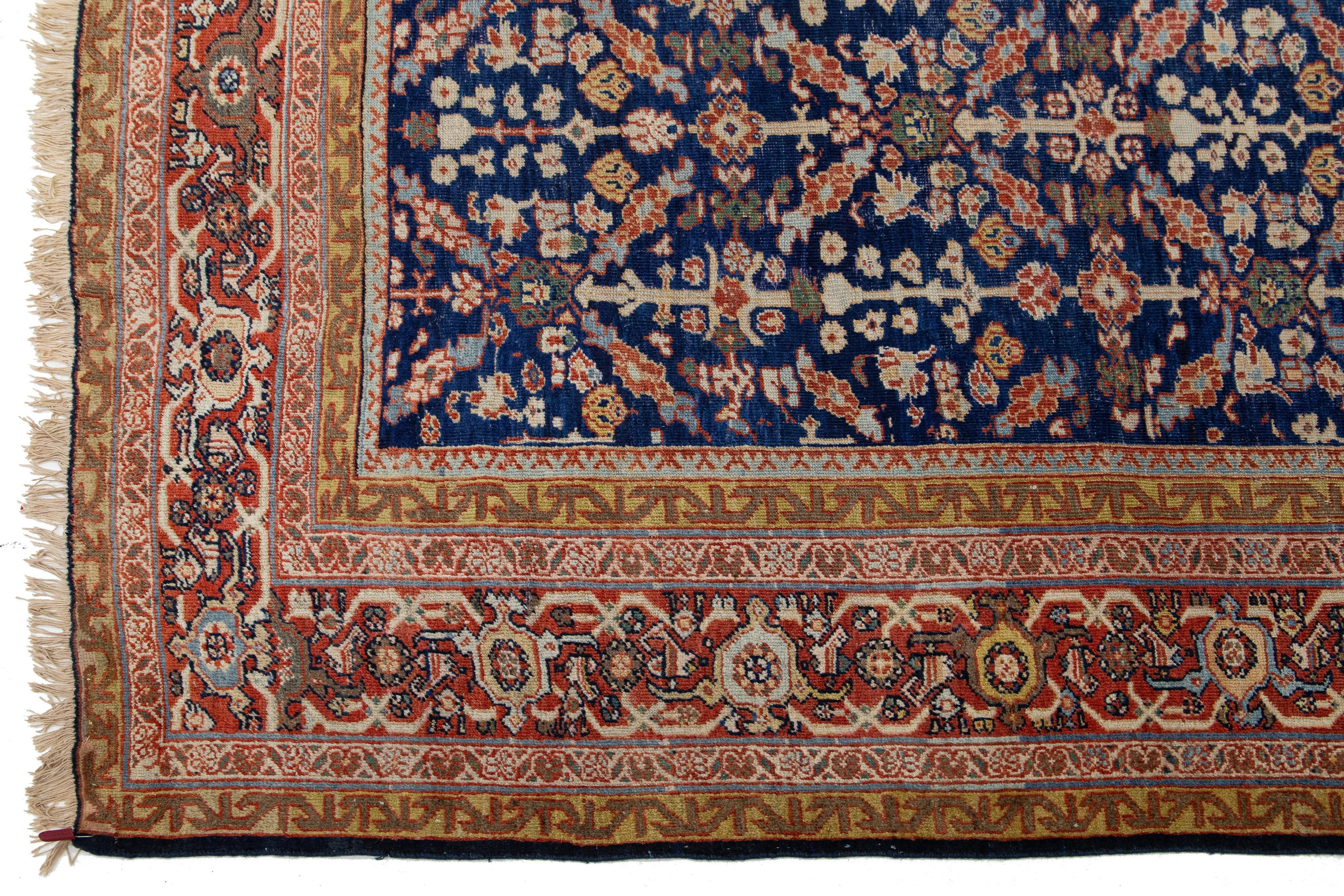 Allover entworfene handgefertigte Mahal Wollteppich in Marineblau aus den 1900er Jahren (20. Jahrhundert) im Angebot