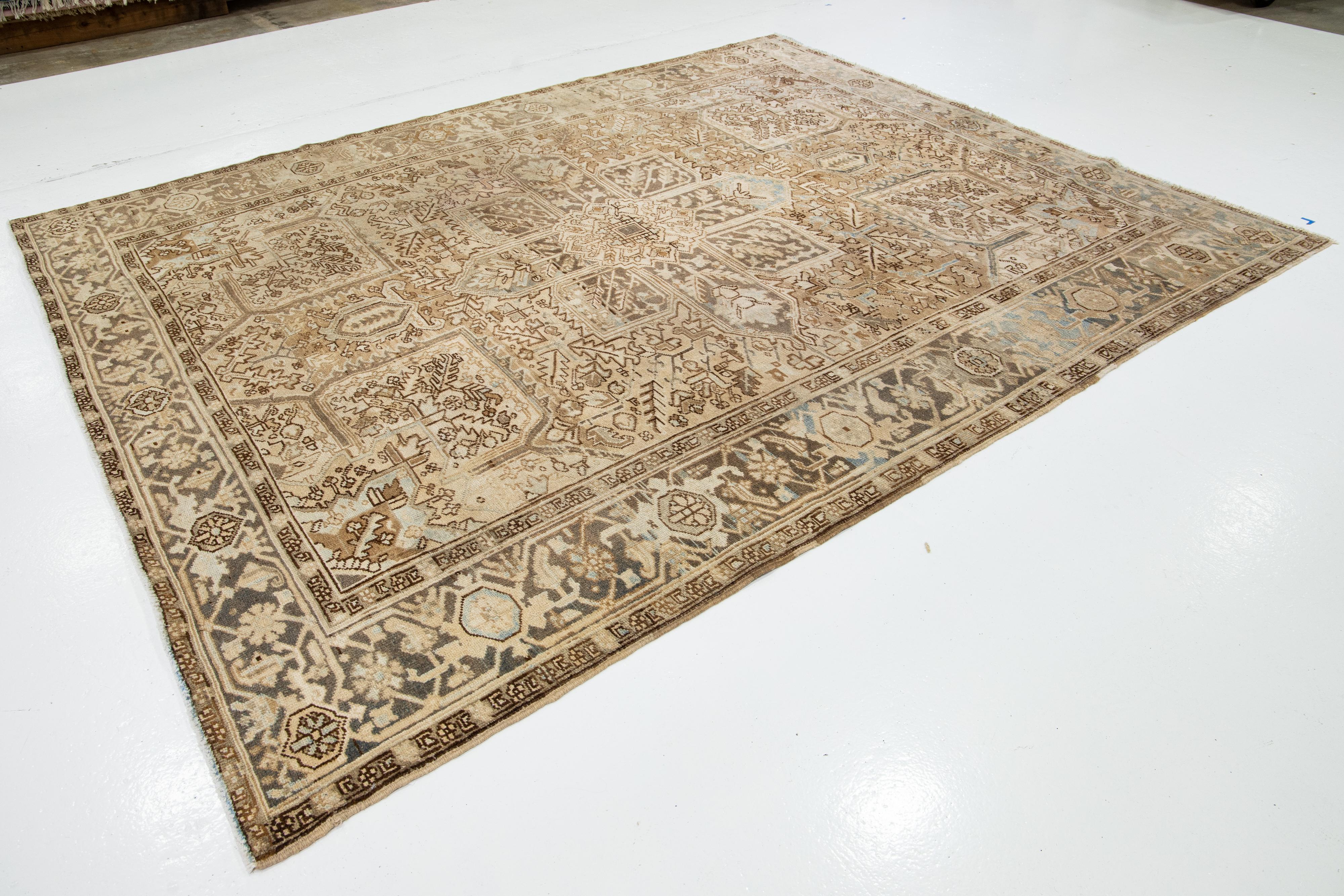  Allover Designed Persian Heriz Antique Wool Rug In light Brown From The 1920s In Excellent Condition For Sale In Norwalk, CT