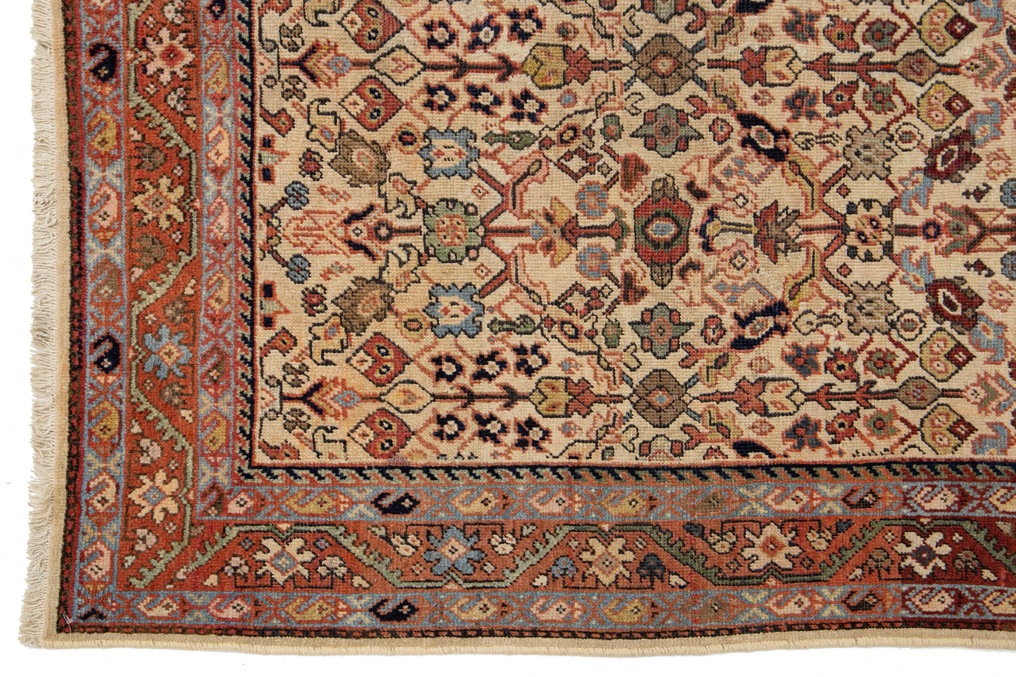 Allover Floral Designed Handmade Mahal Wolle Teppich in Beige aus den 1920er Jahren im Angebot 1