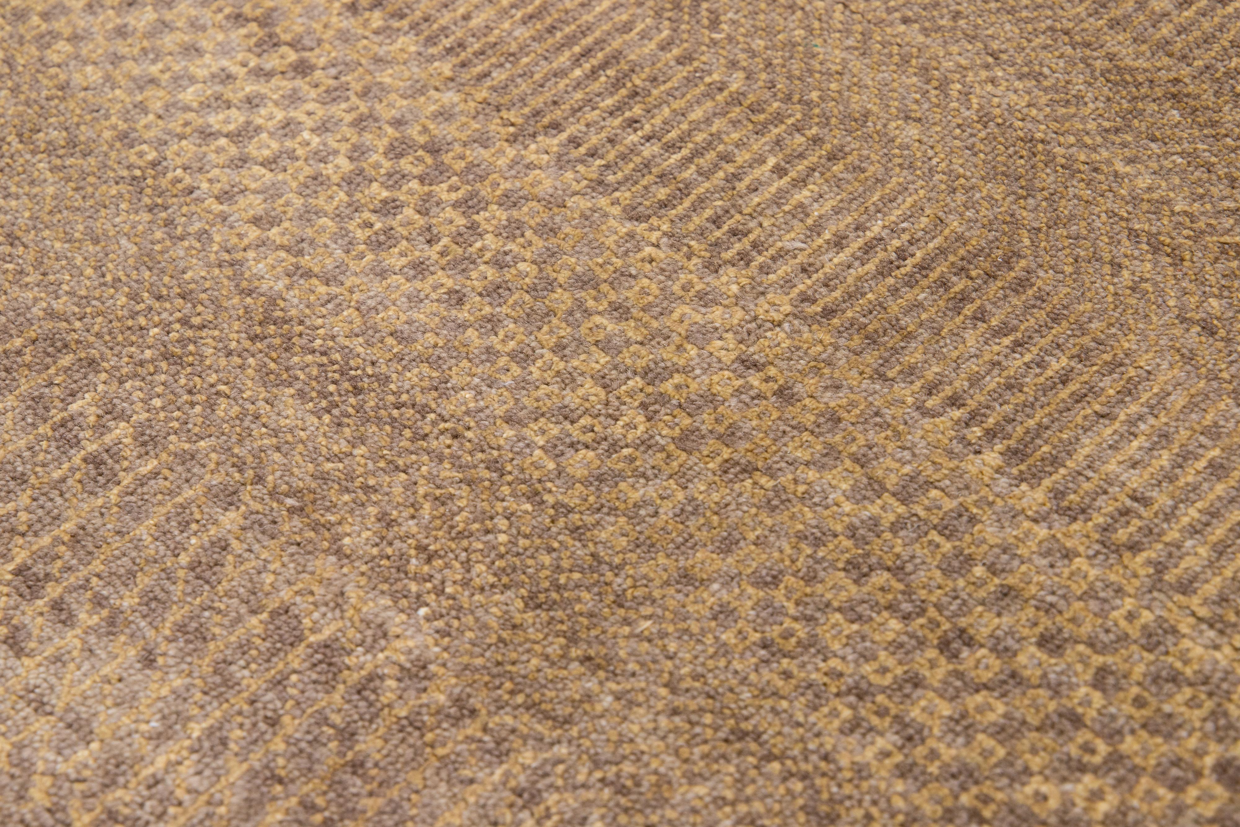 Allover Geometric Modern Handmade Savannah Wool Rug In Brown In New Condition For Sale In Norwalk, CT