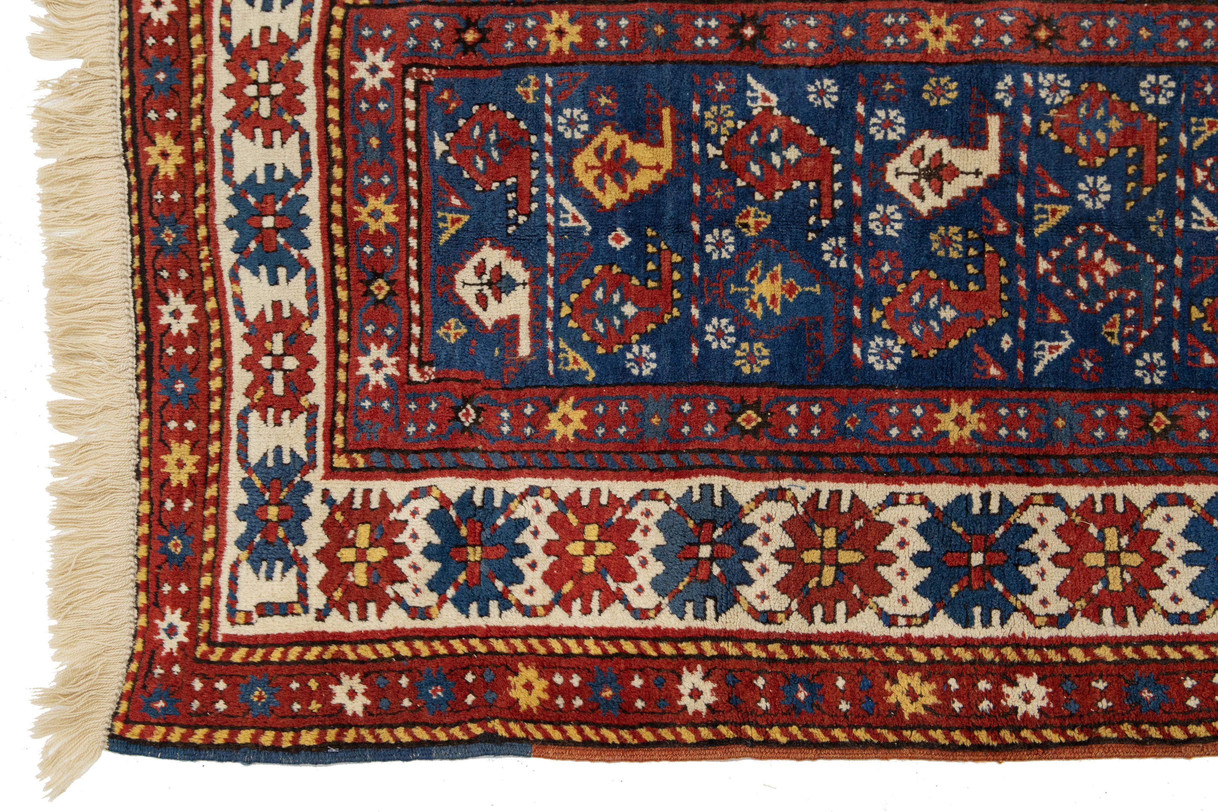 Allover Vintage Kaukasischer Kazak-Blauer Woll-Läufer (Frühes 20. Jahrhundert) im Angebot