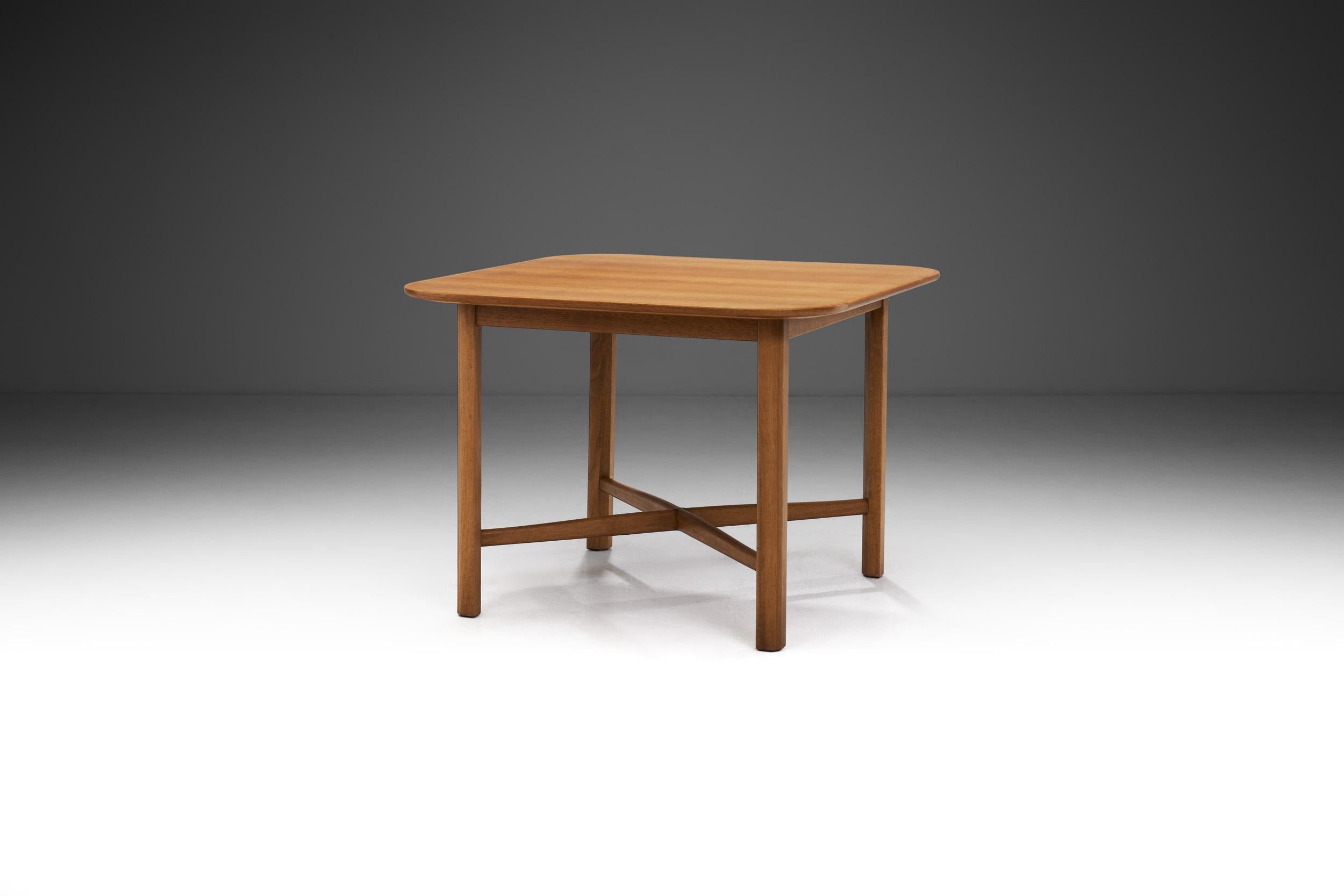 Mid-Century Modern “Alltid Redo” Coffee Table by Carl Malmsten, Sweden 1950s For Sale