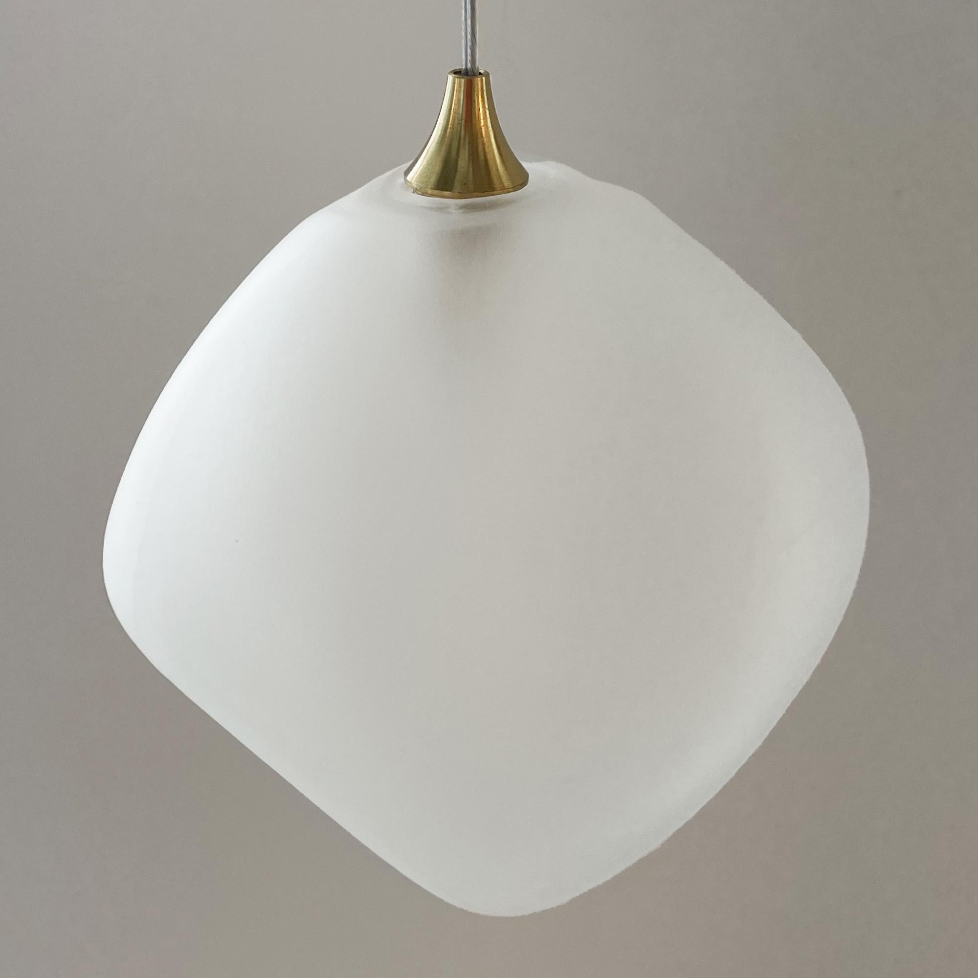 Allure Chandelier Clear Globes and Frosted White Geometric hand-blown glass. LED For Sale 4