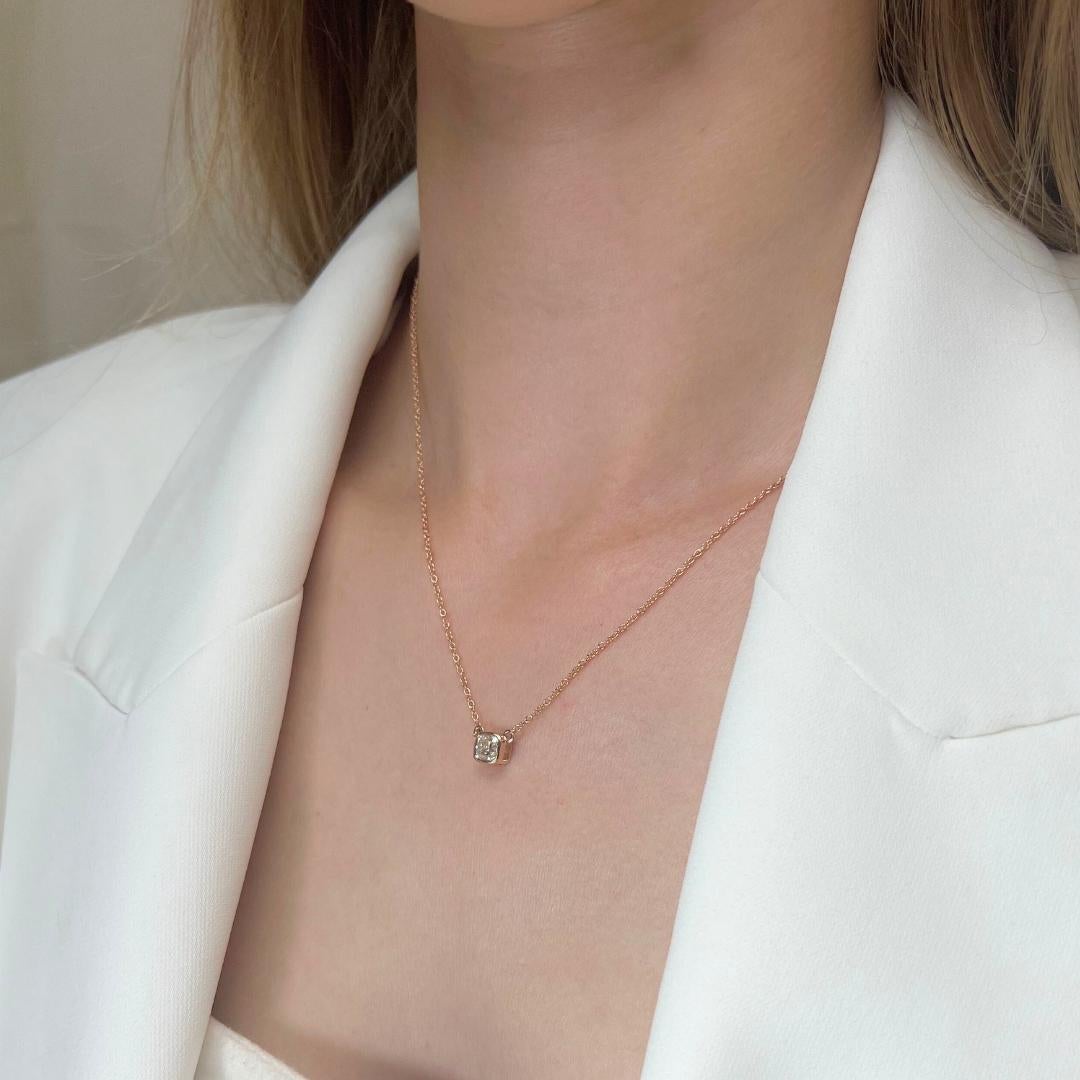 Alluring 0.81ct Diamond Solitaire Necklace with Pendant in 14k Rose Gold - IGI 7