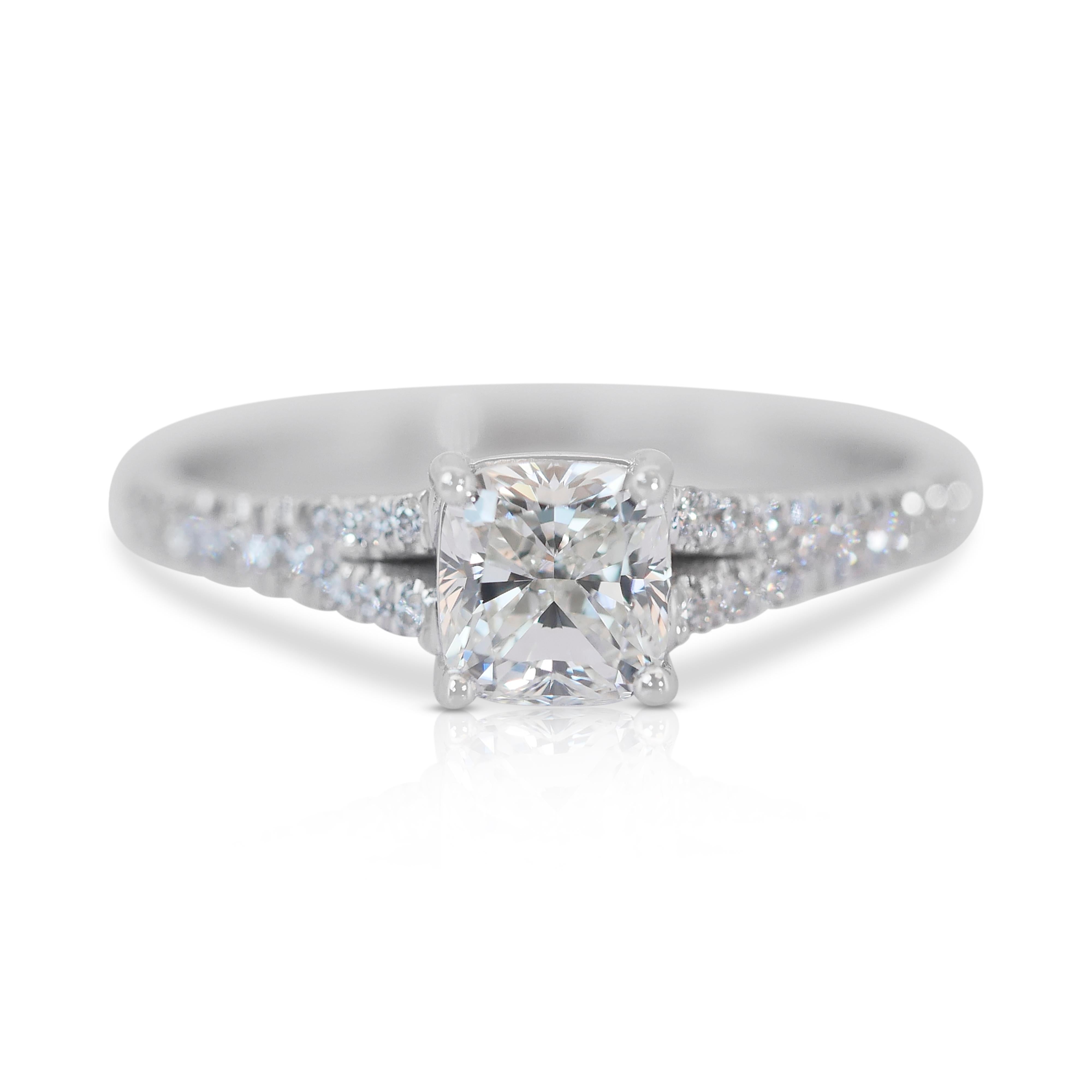Verführerischer 1,16 Karat Doppelt ausgezeichneter Idealschliff Diamanten Pave-Ring aus 18 Karat Weißgold im Angebot 2