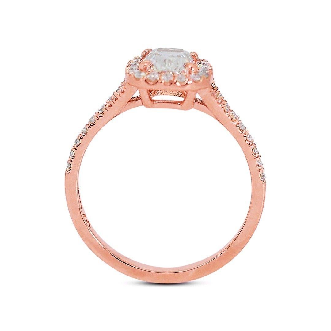 Alluring 1.88ct Diamonds Halo Ring in 18k Rose Gold - GIA Certified In New Condition For Sale In רמת גן, IL