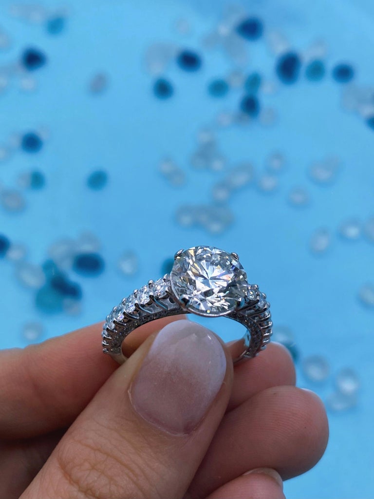 Customizable Alluring 18k White Gold Engagement Ring with 5.00ct TDW