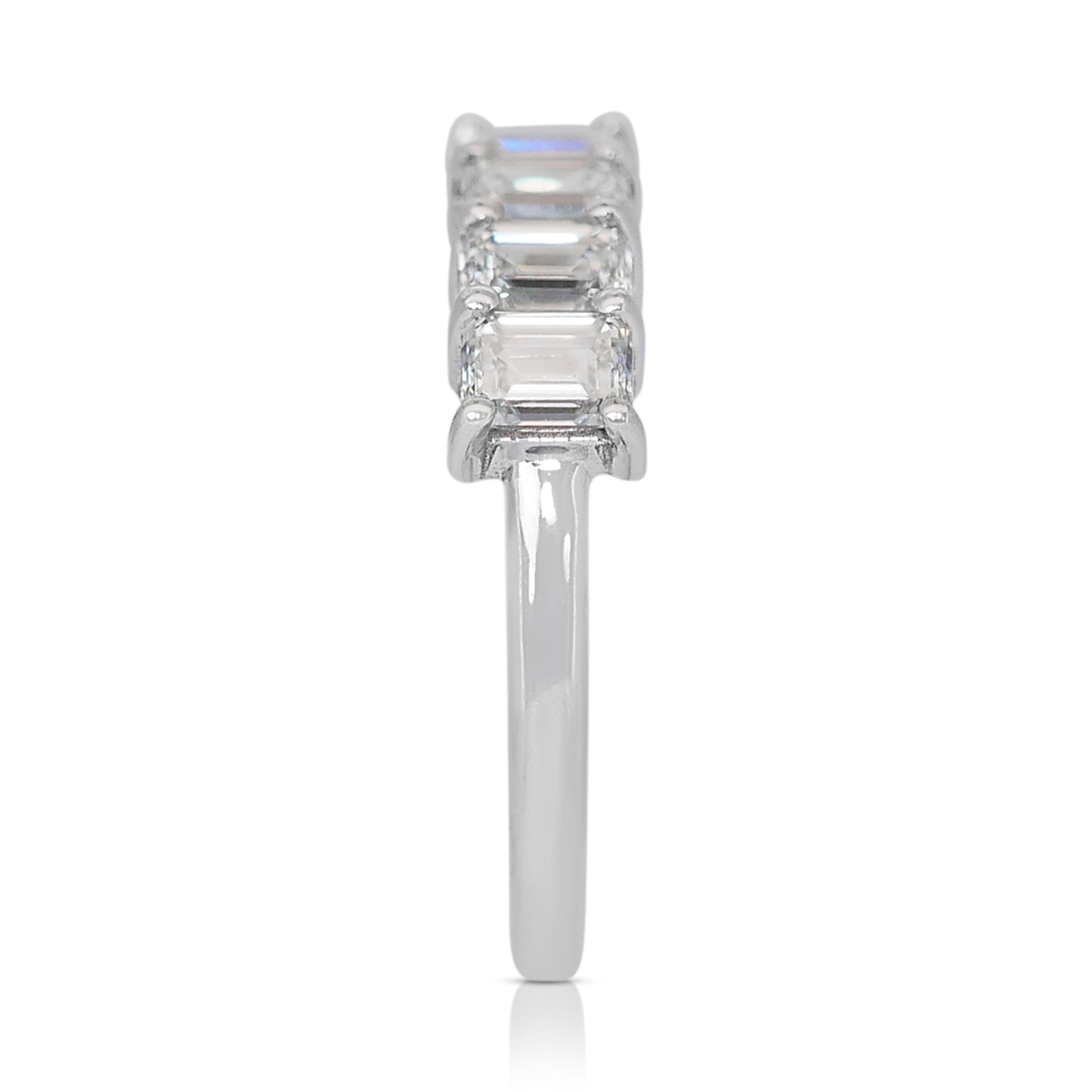 Bague demi-éternité en or blanc 18 carats avec 2,81 carats de diamants - certifiée GIA Pour femmes en vente