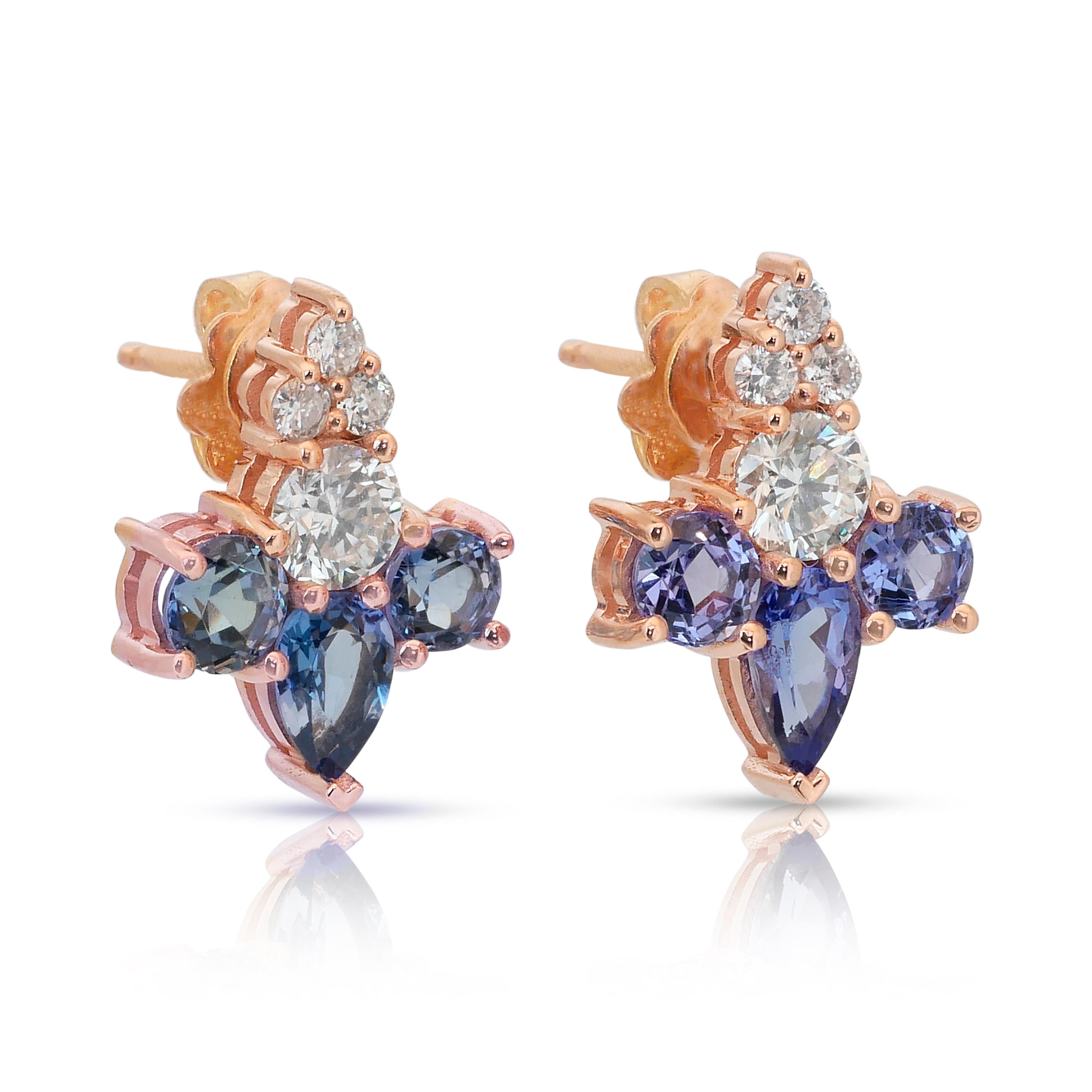 Verführerische Ohrringe mit 3,76 Karat Tansaniten und Diamanten aus 18 Karat Roségold (Rundschliff) im Angebot