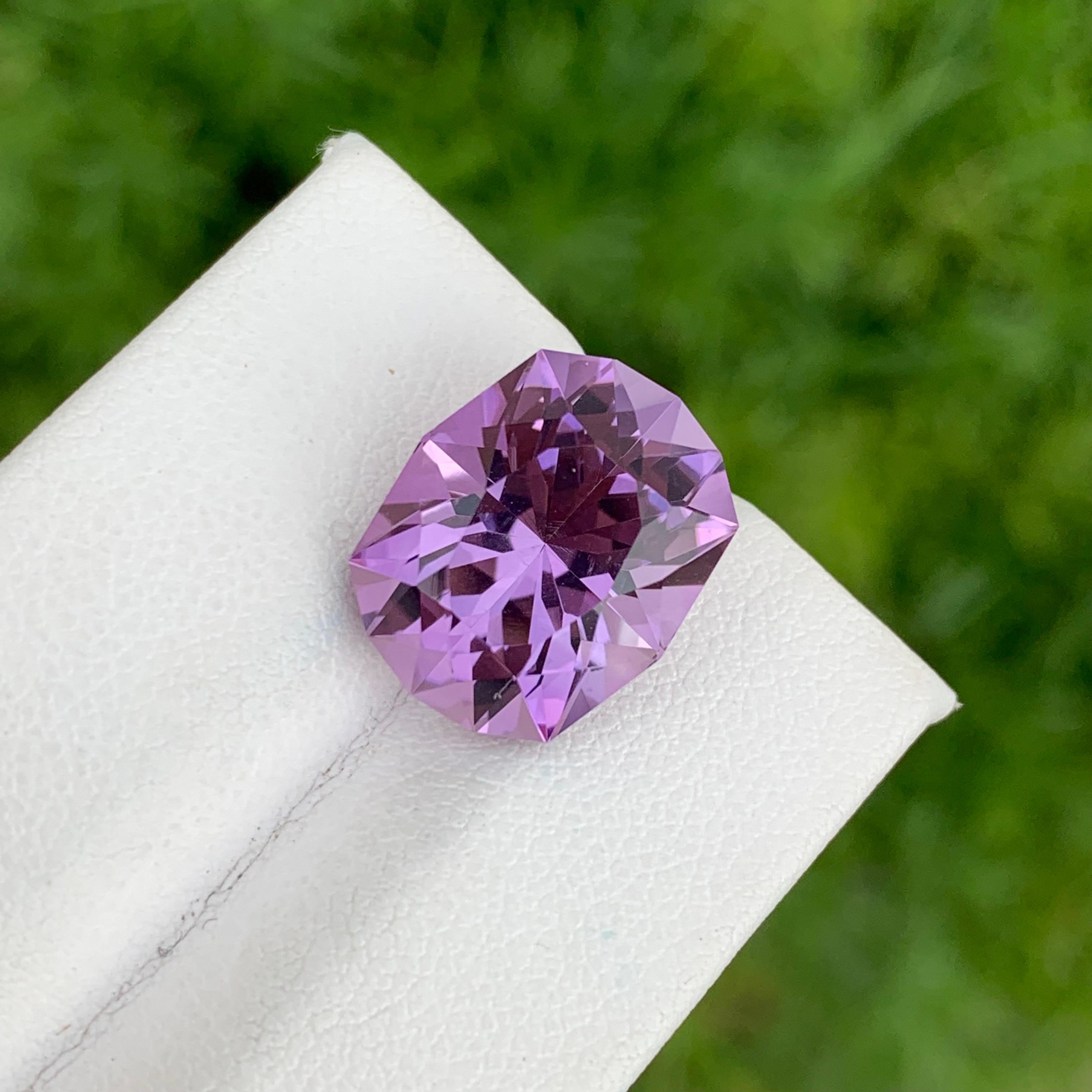 Alluring Beauty 9.65 Carat Fancy Cut Natural Loose Amethyst from Brazil For Sale 6