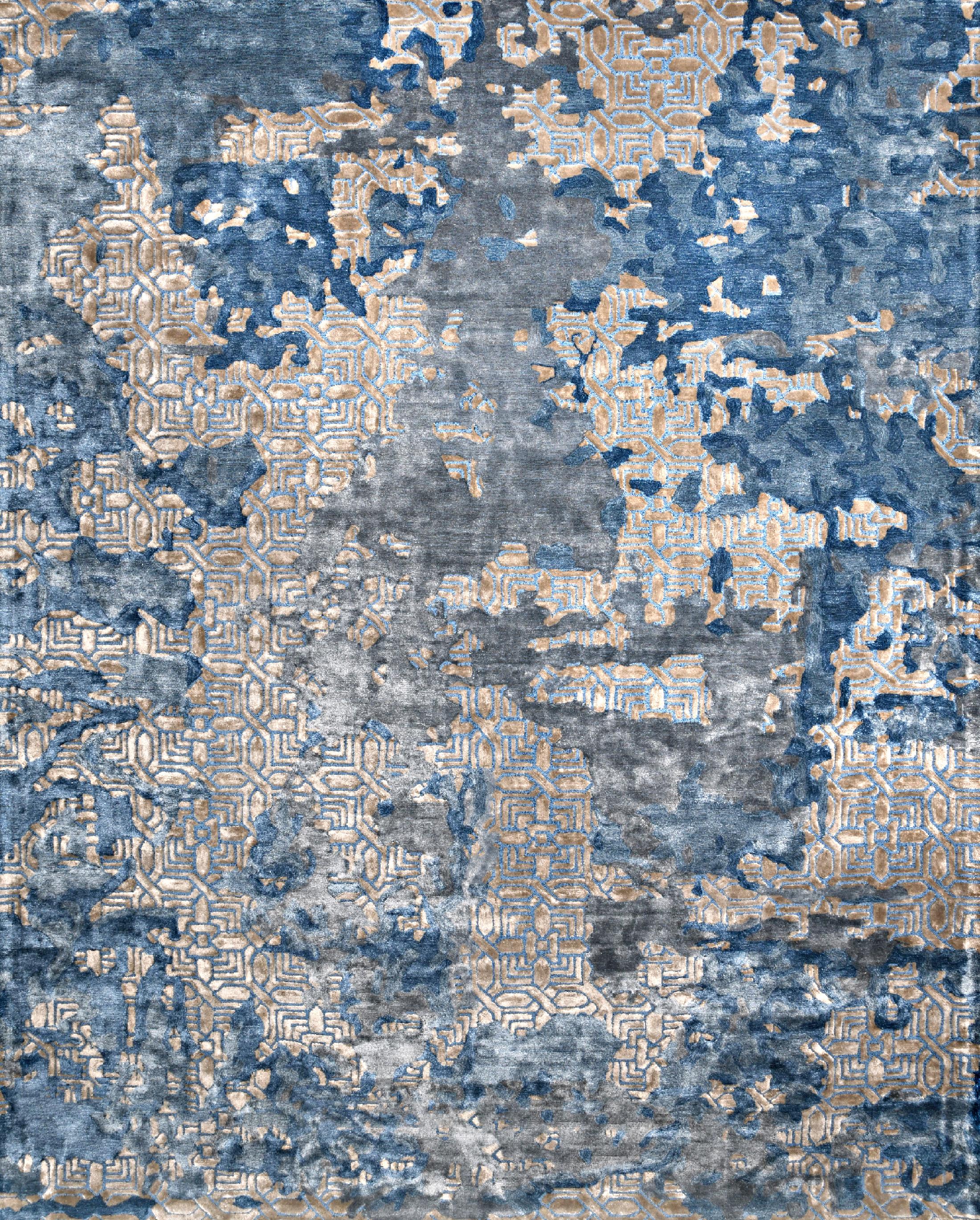 Hand-Crafted ALLUVIA Hand Tufted Modern Silk Rug in Blue and Copper Colours By Hands For Sale