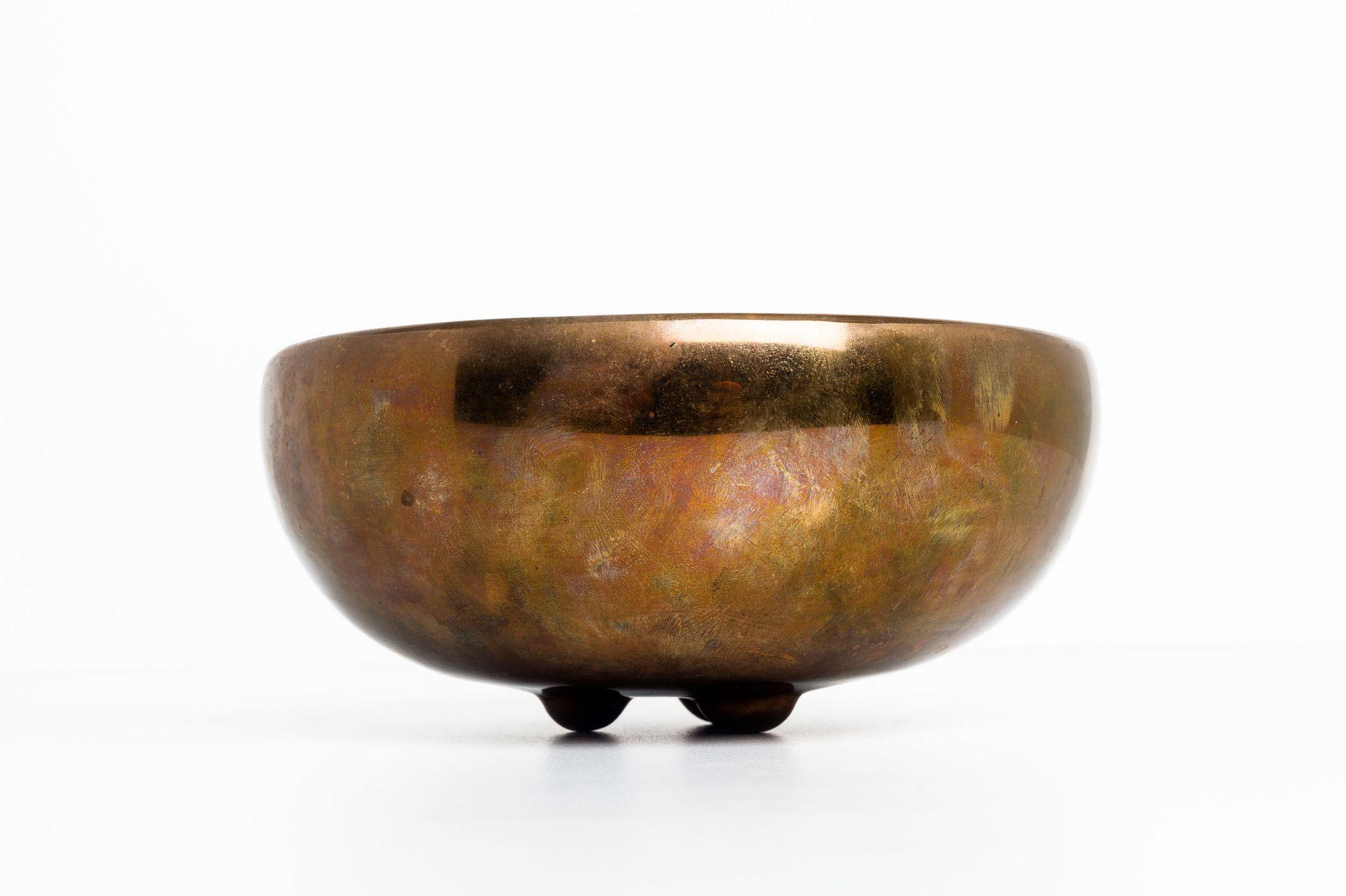 Organic Modern Alma Allen Solid Bronze Footed Bowl For Sale