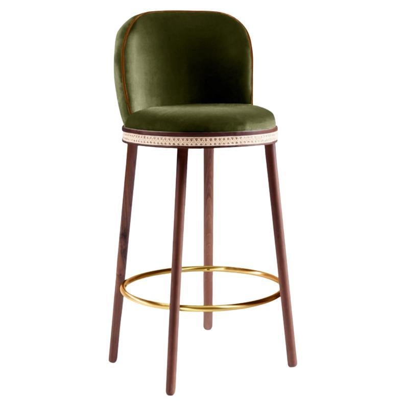 Alma Barhocker, Nussbaumholz/ Poliertes Messing/Kiwi