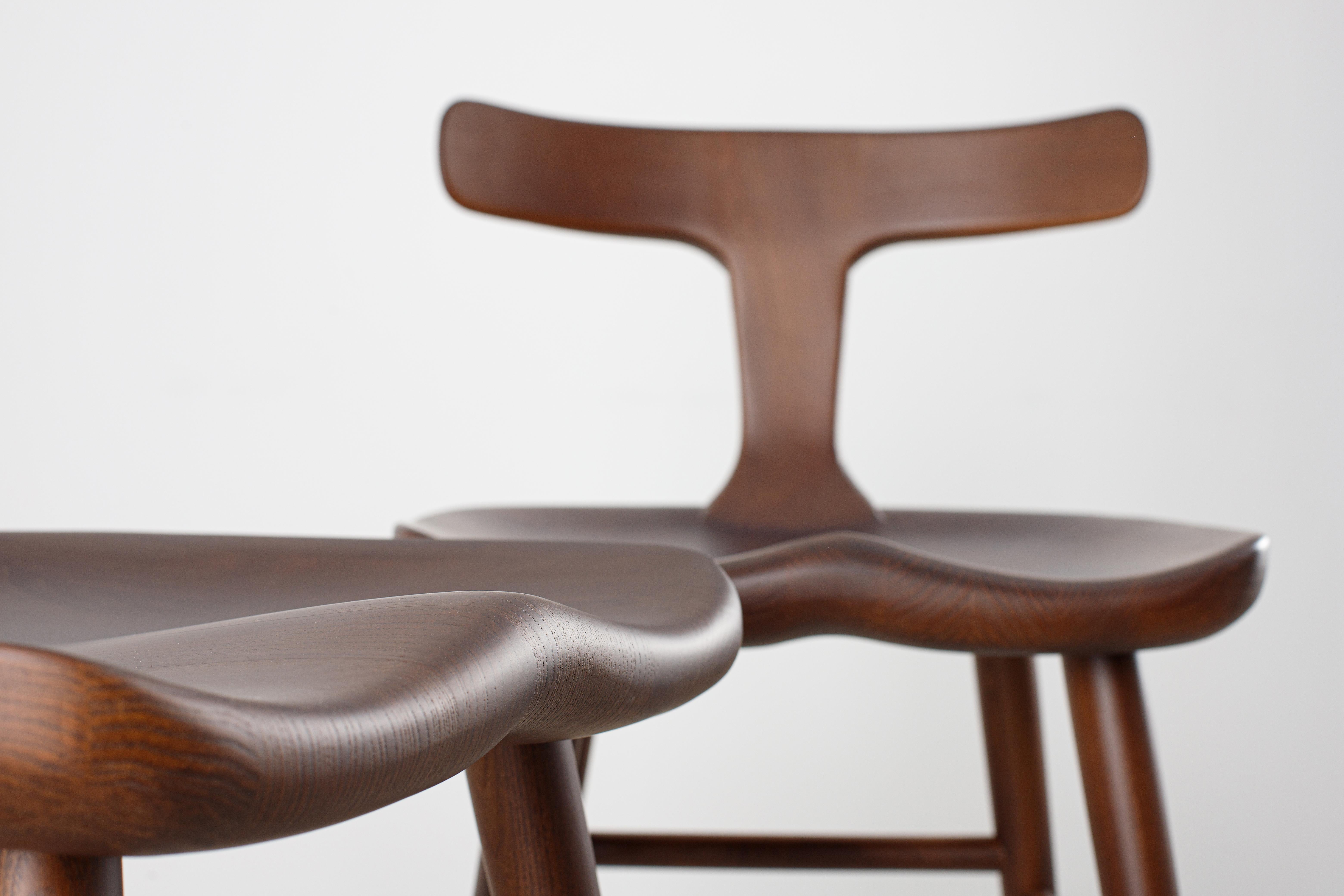Chaises de bar en bois massif avec dossier, Brown en vente 1
