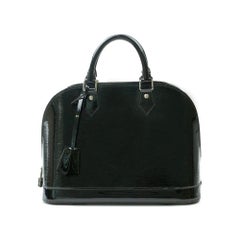 Alma in Black Patent Leather