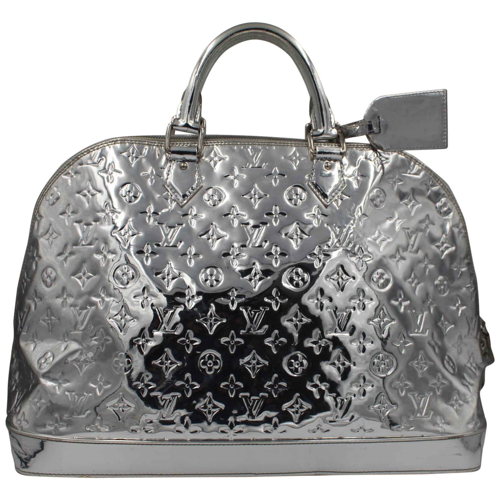 Alma Louis Vuitton XL Bag in Silver Miroir Leather For Sale