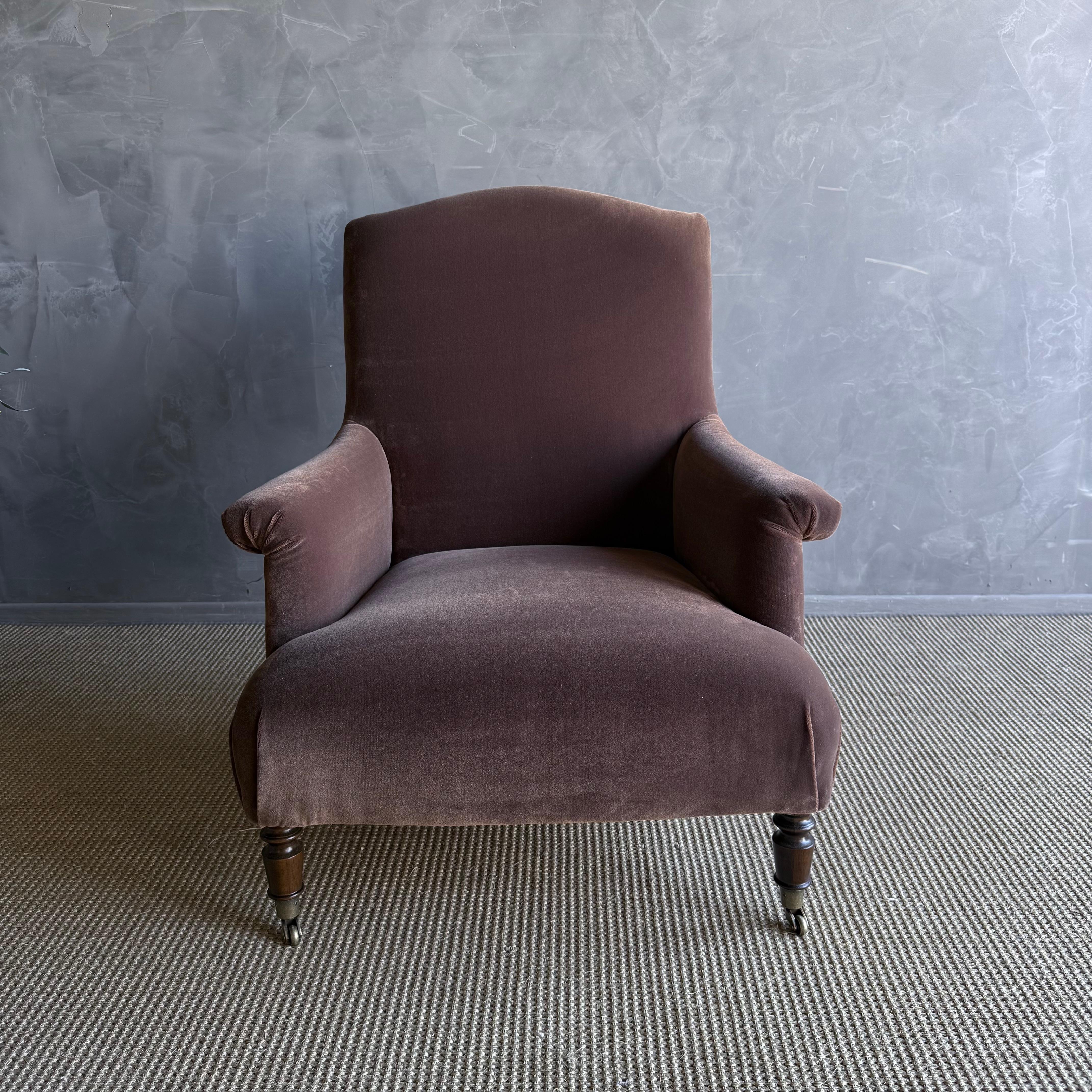 Alma Napoleon Style Accent Chair in Velvet (Napoleon III.) im Angebot