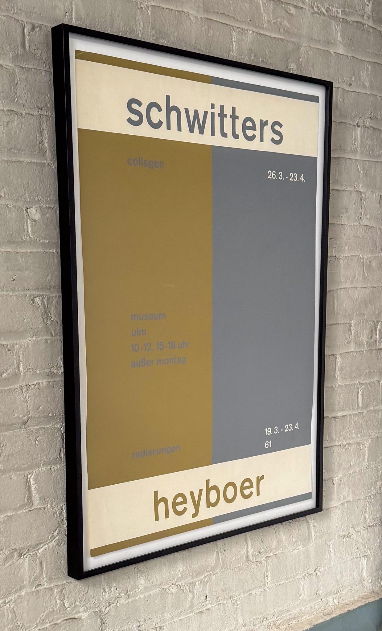 Cartel serigrafiado para una exposición de obras de Kurt Schwitters y Anton Heyboer celebrada en el Museo de Ulm (Alemania) del 19 de marzo al 23 de abril de 1961. Diseñado por el artista visual, diseñador gráfico y pedagogo brasileño-alemán Almir