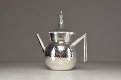 Théière marocaine contemporaine Almis-H de Jonathan Amar