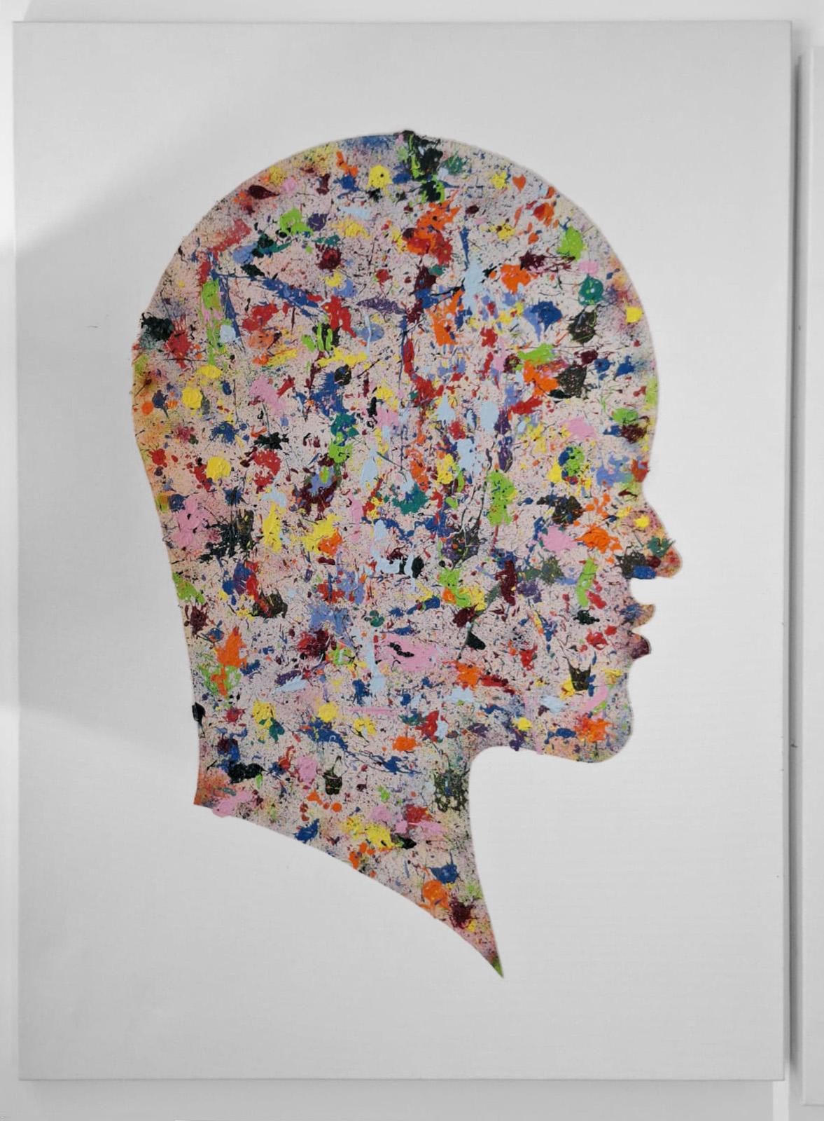 Che siano simboli, sogni o segni della vita di ognuno di noi. Le opere dell'artista presentano spesso teste, corpi fluttuanti, alberi, segni del dollaro, automobili, rami di alloro ed elementi simbolici che denunciano la crudeltà dei nostri confini.