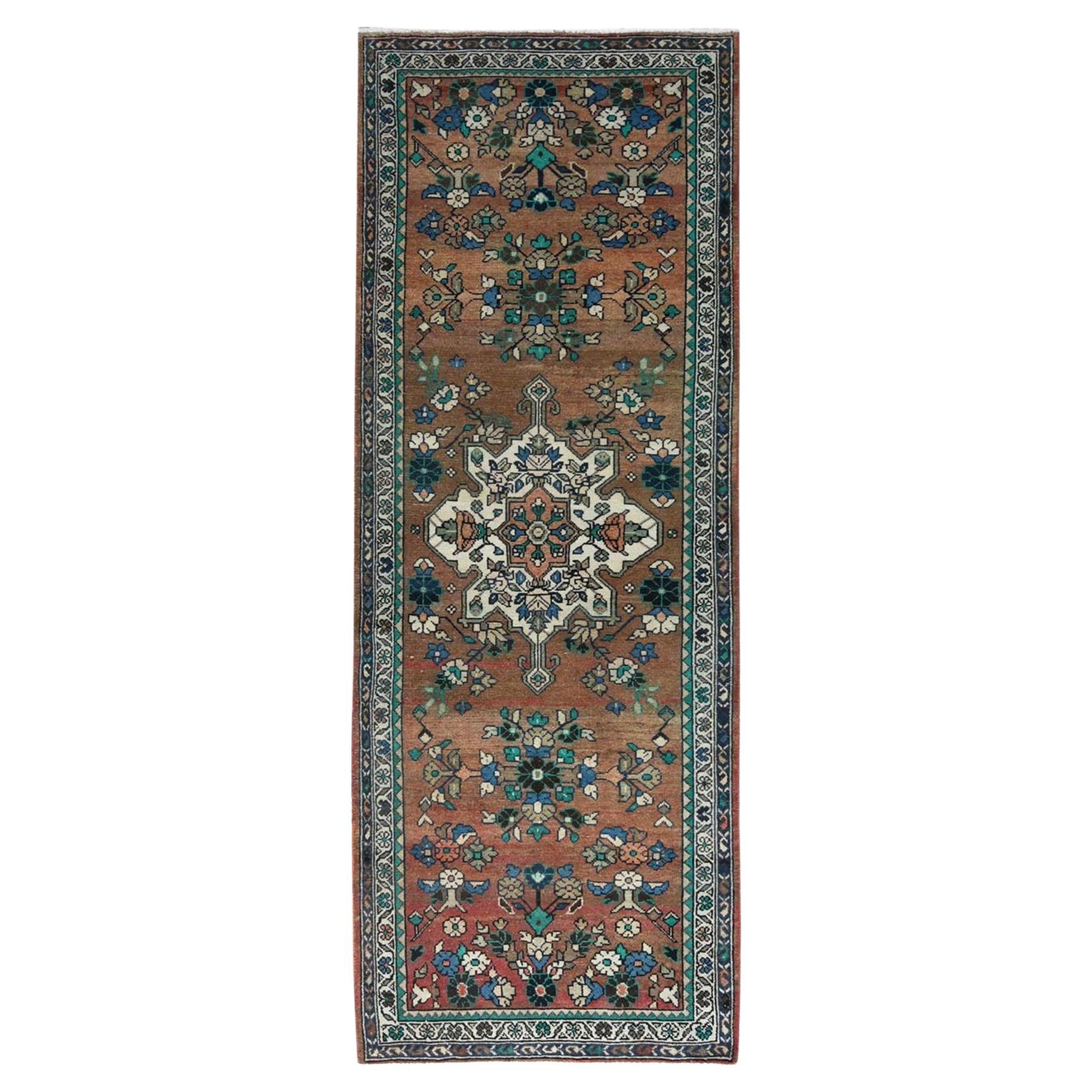 Handgeknüpfter persischer Lilahan-Teppich aus Wolle in Braun im Used-Look, handgeknüpft, Vintage im Angebot