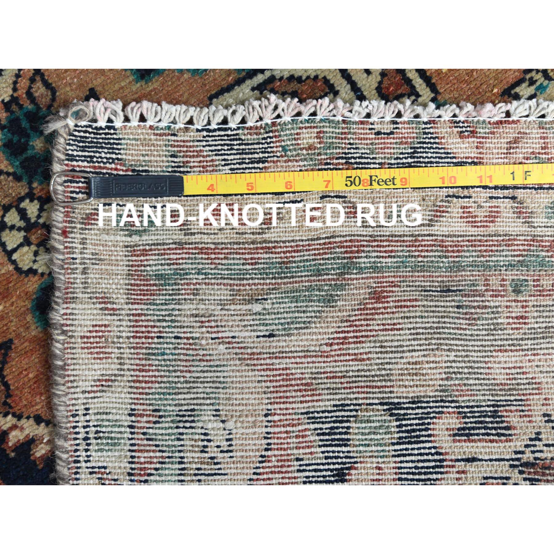 Handgeknüpfter persischer Lilahan-Teppich im Used-Look aus brauner, handgeknüpfter Wolle, im Used-Look im Angebot 1