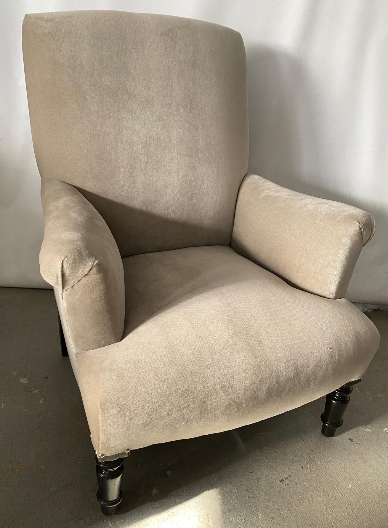 A fabulous pair of low back upholstered chairs, nicely wide seating area, comfortable design with ebonized turned wood legs, upholstered in a pale green/grey velvet. The two chairs are very similar but not exactly the same in size. Chairs can be