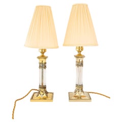 Presque intentionnelle Art Deco Lampes de table avec abat-jour en tissu vienne autour des années 1920