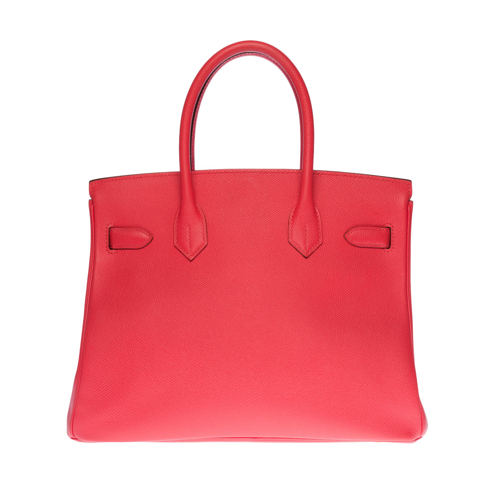 Gorgeous and highly sought-after Hermes Birkin 30 cm Epsom Rose Jaipur leather handbag with gold-plated metal hardware, double pink leather handle for a handheld.

Closure by flap.
Lining in pink leather, a zipped pocket, a patch pocket.
Signature: