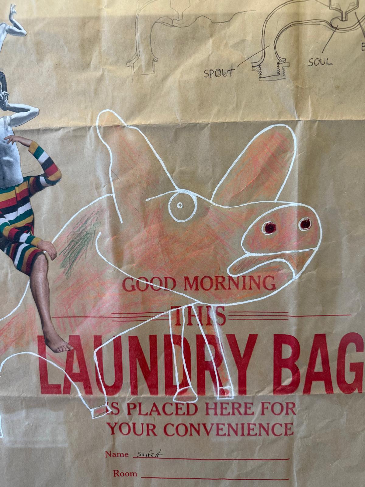 Sac à linge - mixed media art en vente 5