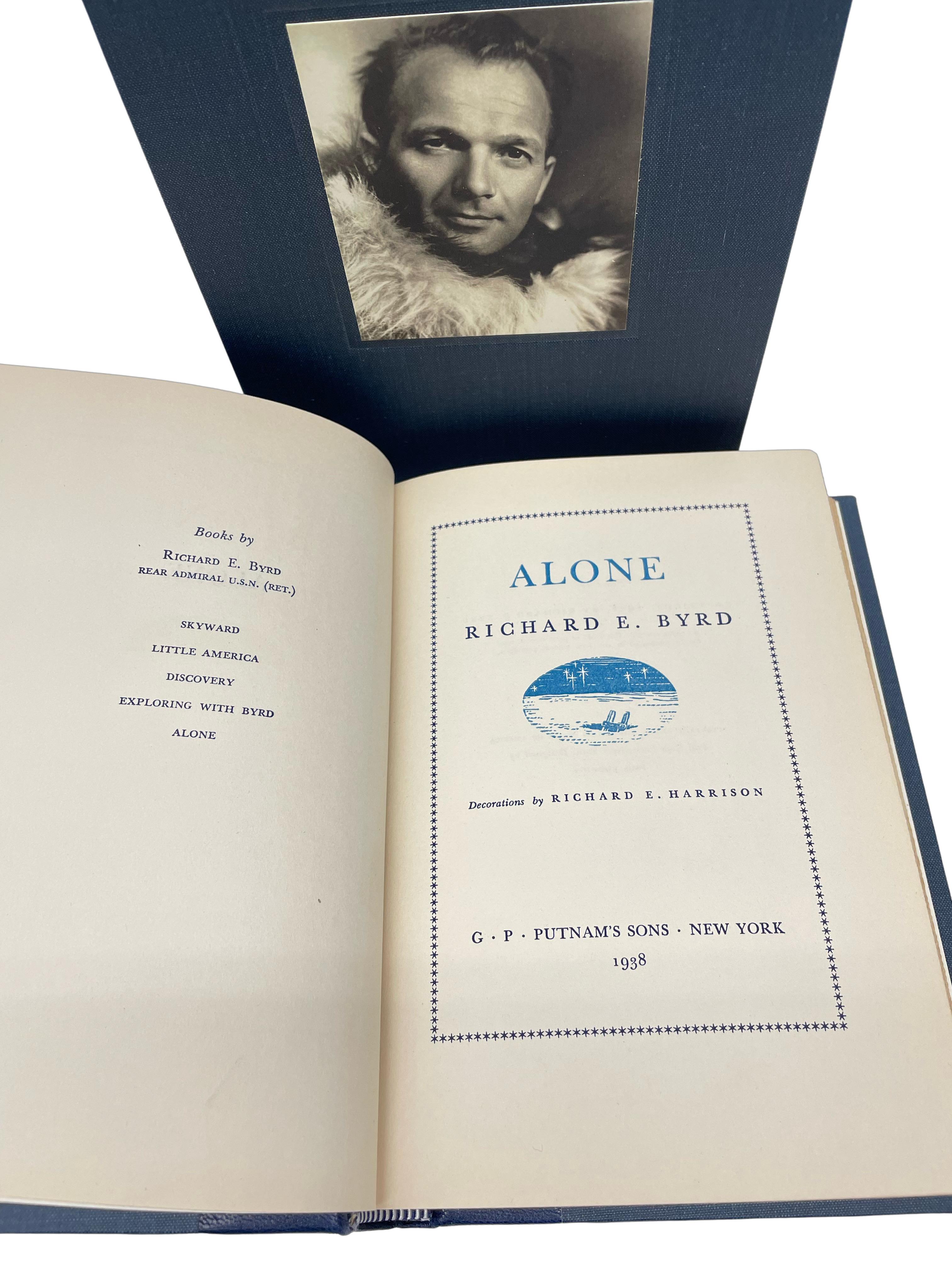 Cuir lone, signé par Richard E. Byrd, première édition, deuxième impression, 1938 en vente