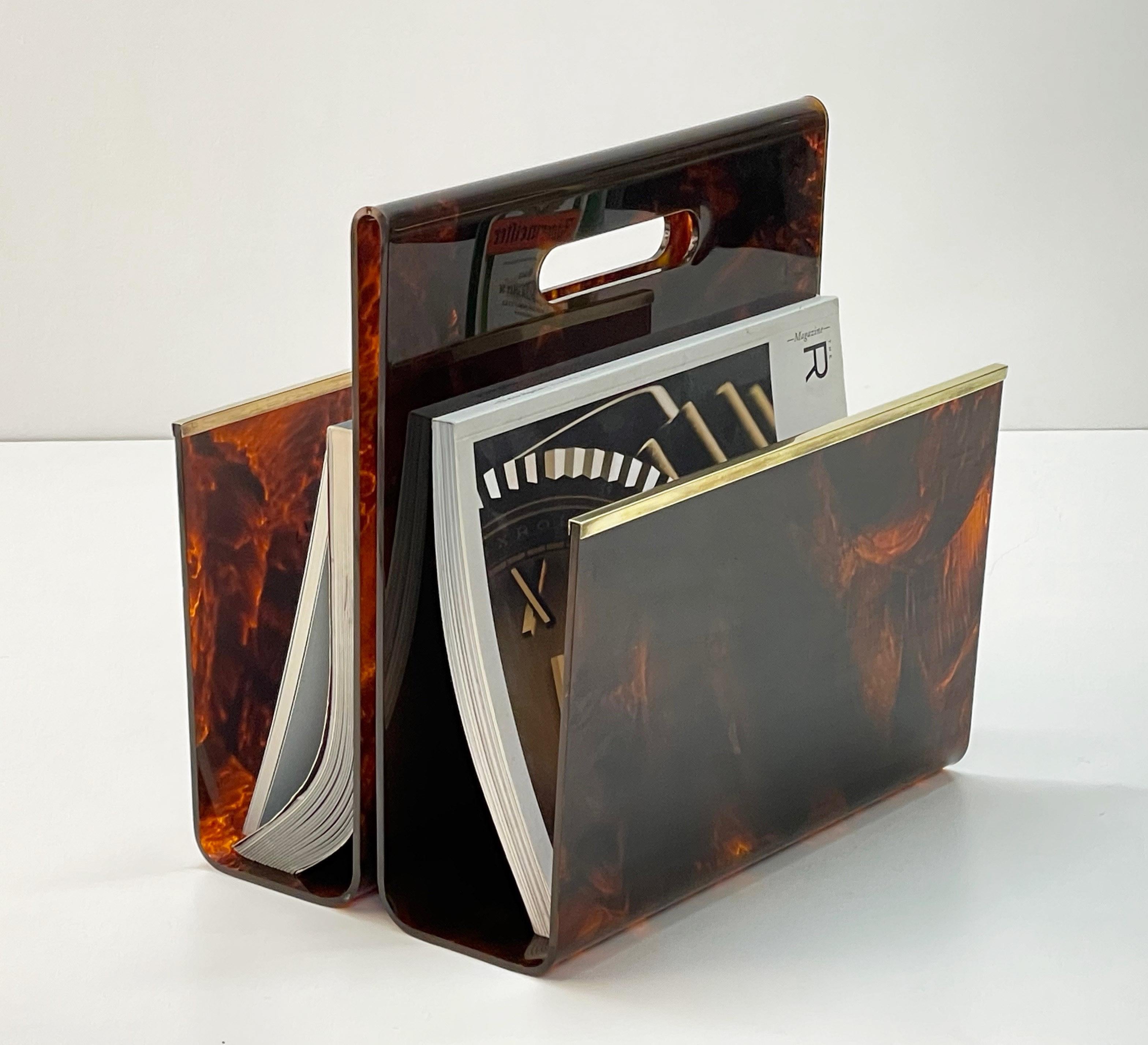 Alpac Midcentury Faux Tortoiseshell Plexiglass and Brass Magazine Rack, 1970s 14