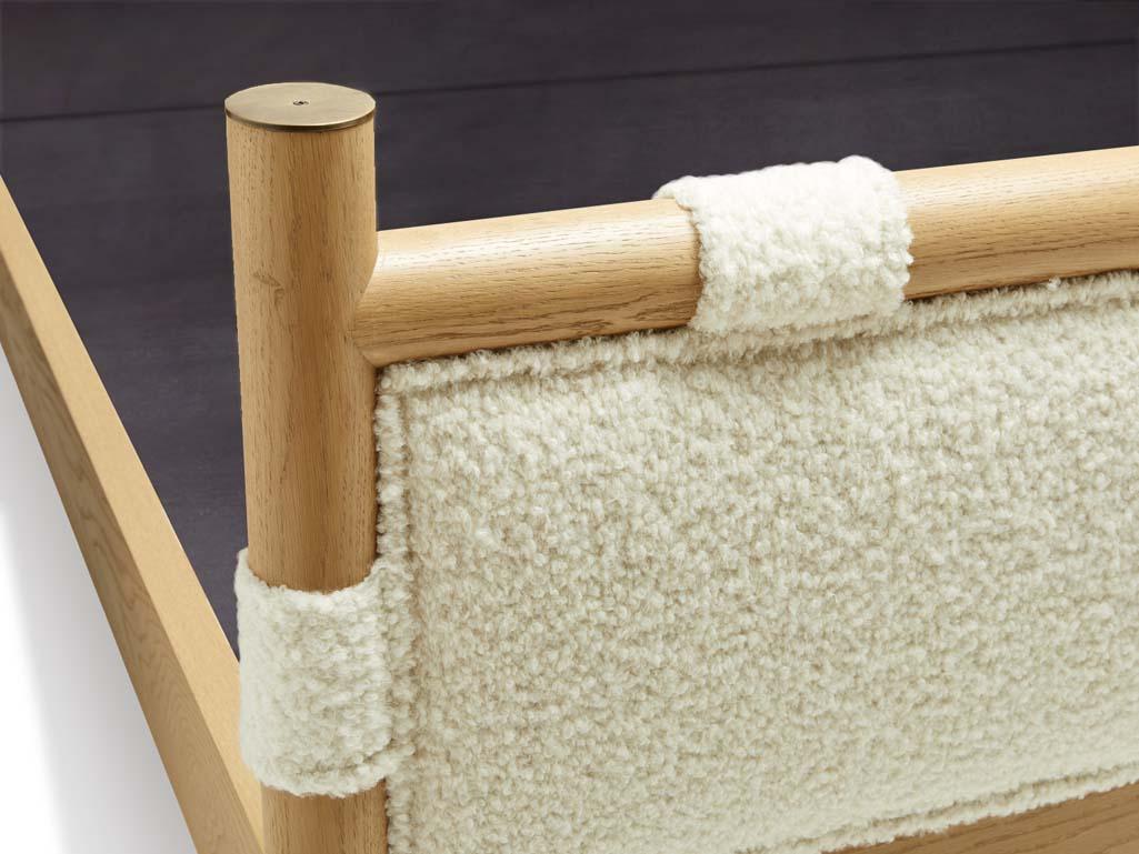 Américain Lit Chiselhurst en Alpaga Bouclé par Lawson-Fenning, Queen en vente